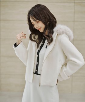 【プロポーション ボディドレッシング/PROPORTION BODY DRESSING】のモッサフードフェイクファーショートコート 人気、トレンドファッション・服の通販 founy(ファニー) ファッション Fashion レディースファッション Fashion for Women アウター Coat / Outerwear Collection コート・ロングコート・ピーコート Long Coats, Peacoats & More ショート Short, Short Length フェイクファー Faux Fur, Imitation Fur フェミニン Feminine, Girly メルトン Melton, Heavy Wool 日本製 Made In Japan |ID:prp329100004647065