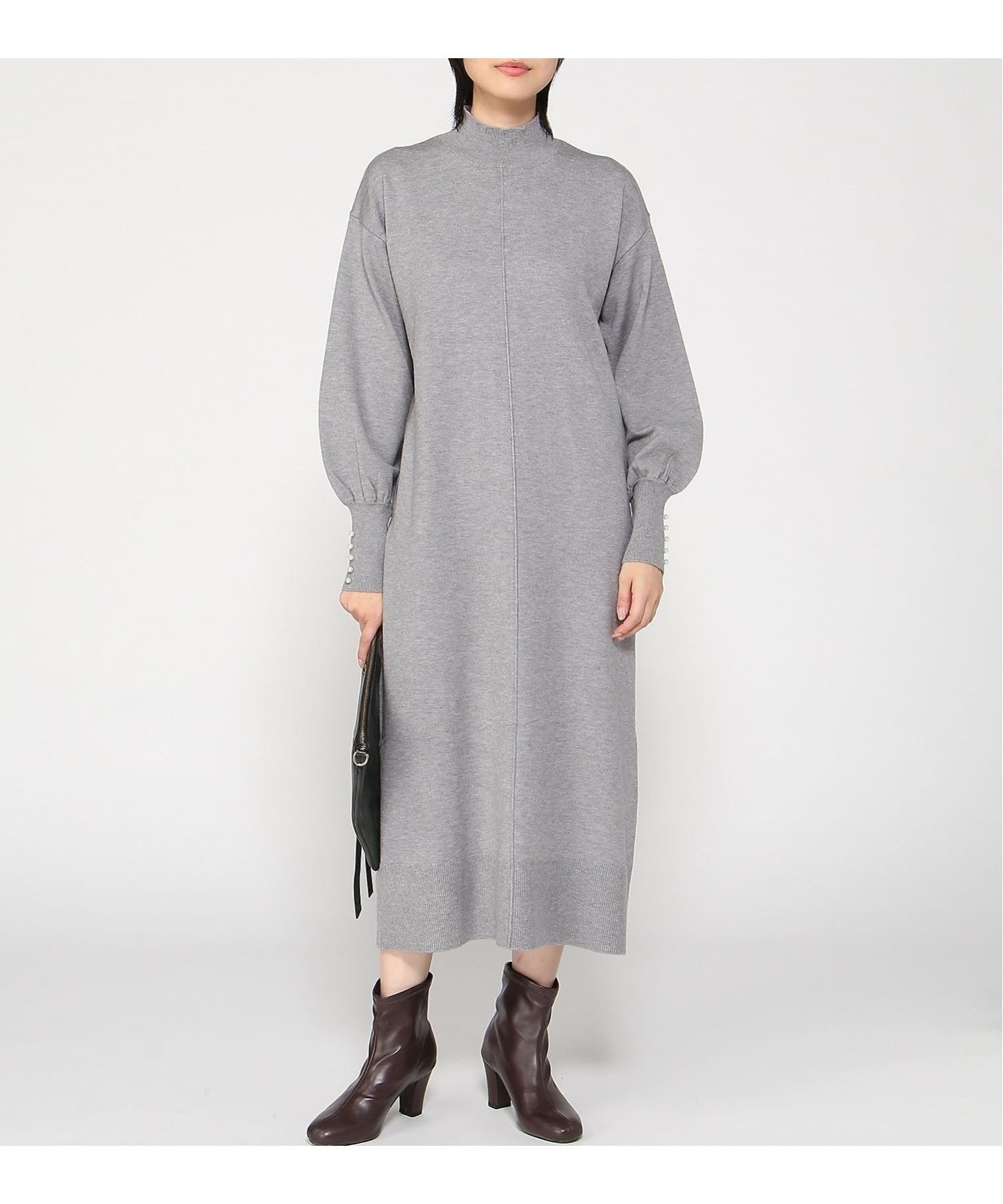 【インタープラネット/INTERPLANET】の袖口BACKパールデザインニットワンピース 人気、トレンドファッション・服の通販 founy(ファニー) 　ファッション　Fashion　レディースファッション　Fashion for Women　ワンピース　Dresses　ニットワンピース　Knit Dresses　カフス　Cuff Design　シンプル　Simple, Minimal　スリット　Slit, Slit Detail　人気　Popular, Best Seller　パール　Pearl, Pearl Accent　ベーシック　Basic, Essential　ボトルネック　Bottle Neck, Mock Neck　エレガント 上品　Elegant　 other-1|ID: prp329100004647084 ipo3291000000033545575