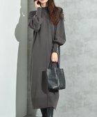 【インタープラネット/INTERPLANET】の袖口BACKパールデザインニットワンピース チャコールグレー|ID: prp329100004647084 ipo3291000000034598893