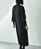 【インタープラネット/INTERPLANET】の袖口BACKパールデザインニットワンピース ブラック|ID: prp329100004647084 ipo3291000000034598897