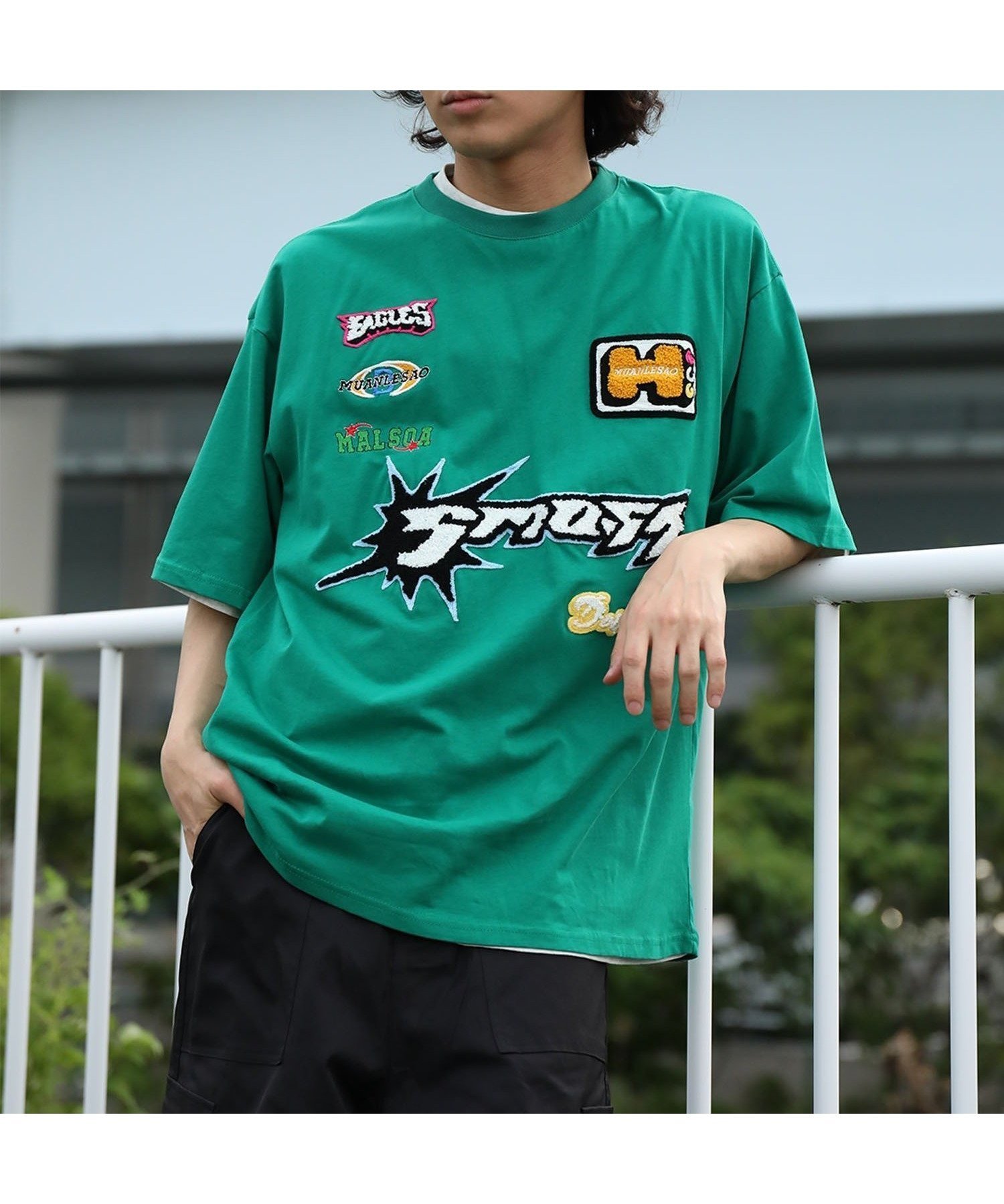【アイモハ/aimoha】のHOOK- アメカジ風ワッペン刺繍半袖TEE インテリア・キッズ・メンズ・レディースファッション・服の通販 founy(ファニー) 　ファッション　Fashion　レディースファッション　Fashion for Women　トップス・カットソー　Cut & Sew Tops　イラスト　Illustration　ジャケット　Jacket, Outerwear　トレンド　Trend, Trending Now　フロント　Front, Front Design　ブルゾン　Blouson, Bomber Jacket　ワイド　Wide, Wide Fit　人気　Popular, Best Seller　半袖　Short Sleeve, Half Sleeve　定番　Standard, Basic Item　グリーン|ID: prp329100004647208 ipo3291000000033546264