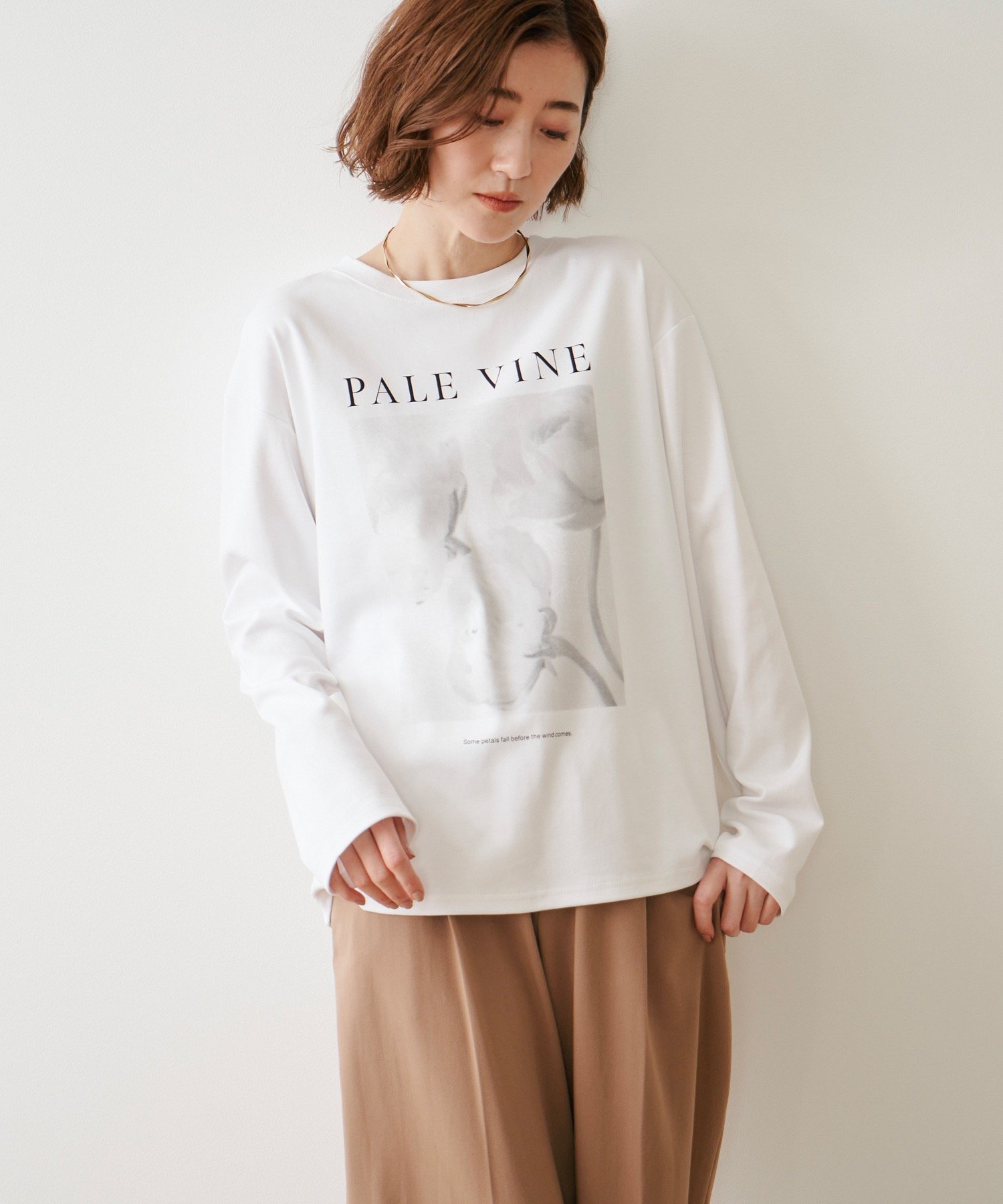 【スタイルドア/STYLEDOOR】のアソートプリントロングTシャツ インテリア・キッズ・メンズ・レディースファッション・服の通販 founy(ファニー) 　ファッション　Fashion　レディースファッション　Fashion for Women　トップス・カットソー　Cut & Sew Tops　シャツ・ブラウス・オフィスカジュアル　Elegant Blouses & Button-Ups　ロングTシャツ・Tシャツ　Longline T-Shirts & Tees　アウトドア　Outdoor Clothing　洗える　Machine Washable　シルケット　Silket, Silky Cotton　シンプル　Simple, Minimal　ジャケット　Jacket, Outerwear　スタイリッシュ　Stylish, Fashionable　スリーブ　Sleeve, Long Sleeve / Short Sleeve　パーカー　Hoodie, Parka　プリント　Print, Printed Pattern　ボトム　Bottoms, Lower Wear　モダン　Modern, Contemporary　ロング　Long, Long-Length　エレガント 上品　Elegant　ホワイト|ID: prp329100004647230 ipo3291000000033546373