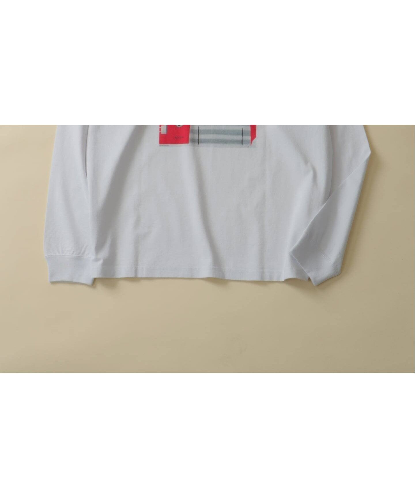 【エディフィス/EDIFICE】のSAVIGNAC (サヴィニャック) 別注 French Company プリント ロングスリーブ Tシャツ インテリア・キッズ・メンズ・レディースファッション・服の通販 founy(ファニー) 　ファッション　Fashion　レディースファッション　Fashion for Women　トップス・カットソー　Cut & Sew Tops　シャツ・ブラウス・オフィスカジュアル　Elegant Blouses & Button-Ups　ロングTシャツ・Tシャツ　Longline T-Shirts & Tees　シンプル　Simple, Minimal　スリーブ　Sleeve, Long Sleeve / Short Sleeve　フランス　France, French　プリント　Print, Printed Pattern　別注　Limited Edition, Custom Order　モチーフ　Motif, Design Theme　ロング　Long, Long-Length　ワーク　Workwear, Utility Style　おすすめ　Recommended / Our Picks　2025年　2025　2025-2026秋冬・A/W　Autumn/Winter 2025–26 AW25–26　ホワイト A|ID: prp329100004647267 ipo3291000000033546543