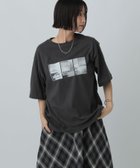 【ローリーズファーム/LOWRYS FARM】のモノクロフォトTEE チャコールグレー|ID: prp329100004647327 ipo3291000000033547233
