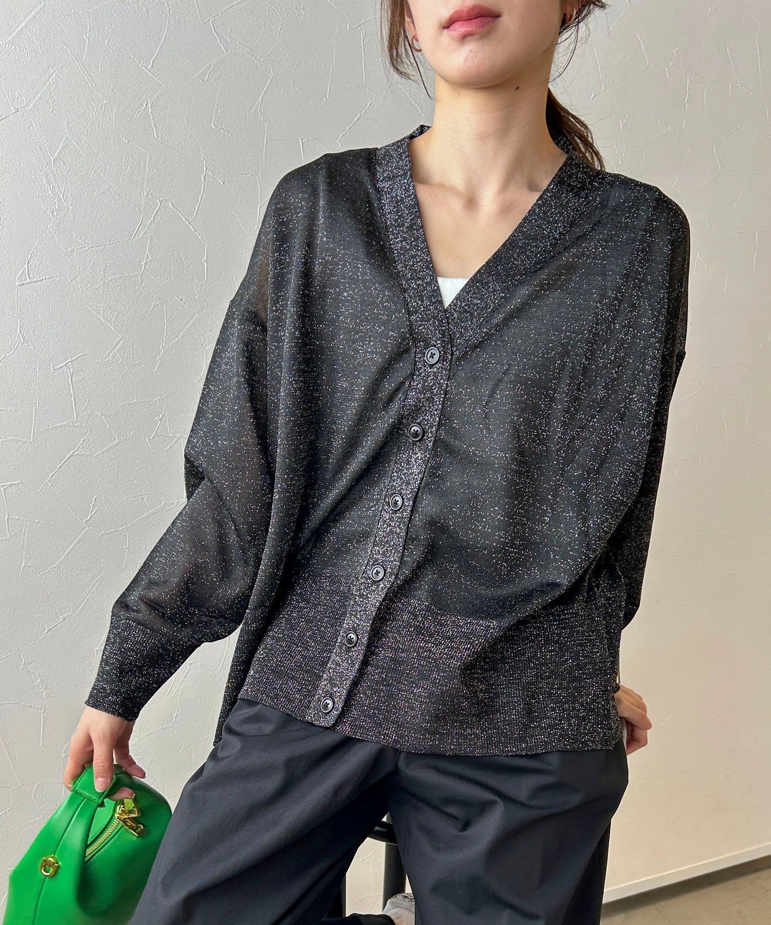 【ロートレ アモン/LAUTRE AMONT】の【WEB限定】ラメニットカーディガン≪手洗い可能≫ インテリア・キッズ・メンズ・レディースファッション・服の通販 founy(ファニー) 　ファッション　Fashion　レディースファッション　Fashion for Women　トップス・カットソー　Cut & Sew Tops　ニット　Knit Tops & Sweaters　カーディガン・羽織り　Layered Style Cardigans　エレガント 上品　Elegant　カーディガン　Cardigan, Knitwear　クラシック　Classic, Timeless Style　シンプル　Simple, Minimal　ブラック|ID: prp329100004647431 ipo3291000000033548455
