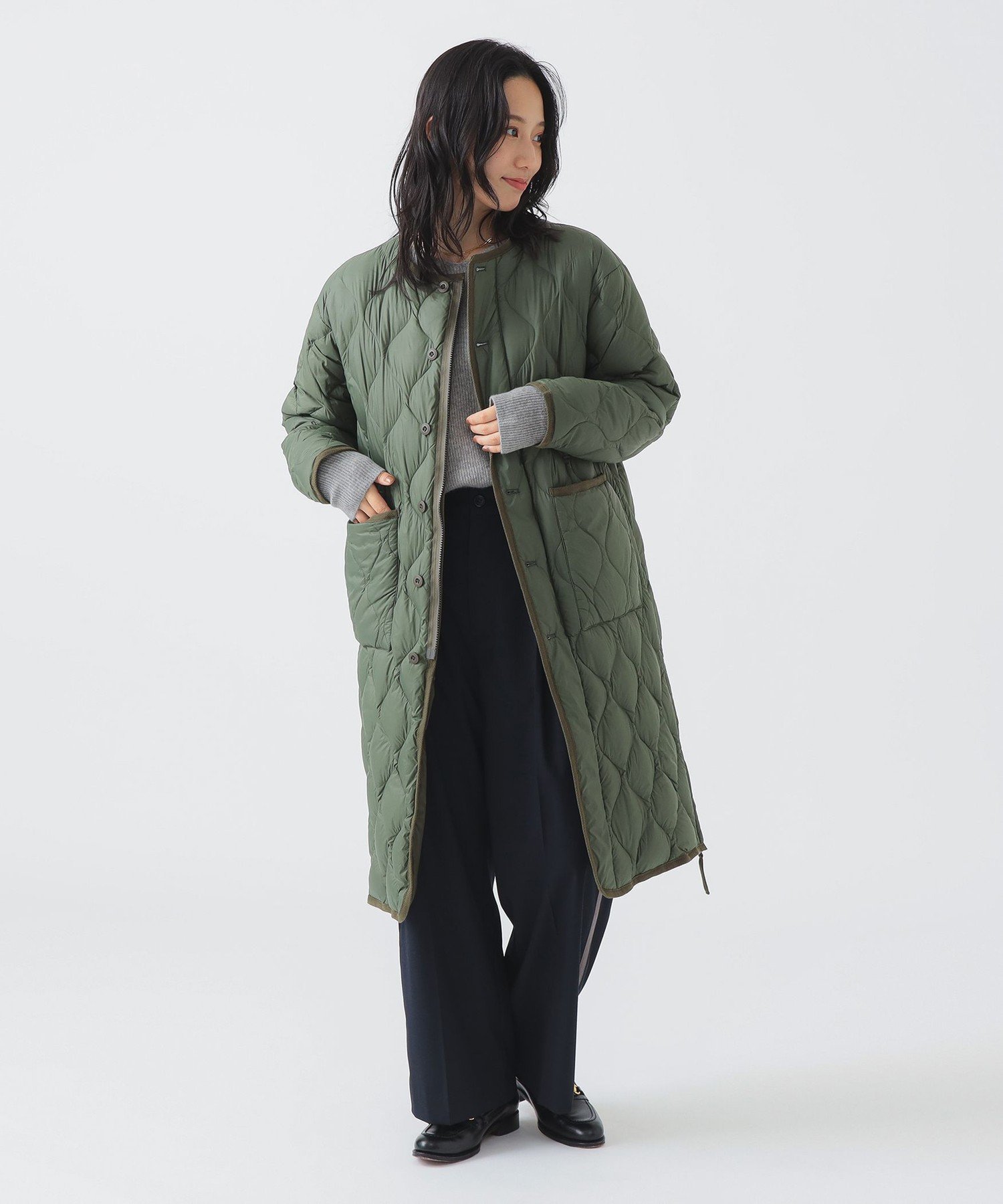 【ビーミングライフストアバイビームス/B:MING LIFE STORE by BEAMS】の【別注】TAION / リバーシブル ダウン ロングコート(S~M) 25AW 秋冬 秋冬アウター インテリア・キッズ・メンズ・レディースファッション・服の通販 founy(ファニー) 　ファッション　Fashion　レディースファッション　Fashion for Women　アウター　Coat / Outerwear Collection　コート・ロングコート・ピーコート　Long Coats, Peacoats & More　ウォーム　Warm Fabric　キルト　Quilt, Quilted Fabric　スリット　Slit, Slit Detail　タフタ　Taffeta, Structured Fabric　ダウン　Down, Puffer　人気　Popular, Best Seller　ハンド　Hand, Handmade　ポケット　Pocket, Pocket Detail　別注　Limited Edition, Custom Order　リバーシブル　Reversible, Two-Sided　ロング　Long, Long-Length　A/W・秋冬　Autumn/Winter　2025年　2025　2025-2026秋冬・A/W　Autumn/Winter 2025–26 AW25–26　OLIVE|ID: prp329100004647479 ipo3291000000033548929