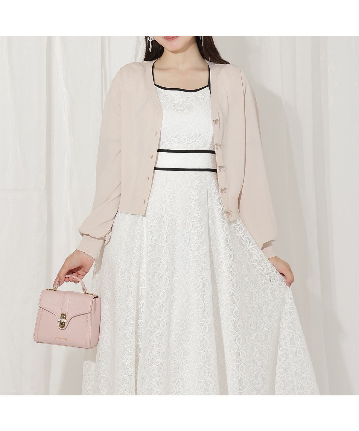 【ウィルセレクション/WILLSELECTION】のリボンボタンVネックカーディガン インテリア・キッズ・メンズ・レディースファッション・服の通販 founy(ファニー) 　ファッション　Fashion　レディースファッション　Fashion for Women　トップス・カットソー　Cut & Sew Tops　カーディガン・羽織り　Layered Style Cardigans　Vネックトップス　V-Neck Tops / V-Cut Neckline Shirts　カーディガン　Cardigan, Knitwear　スウィート　Sweet, Cute Style　スリーブ　Sleeve, Long Sleeve / Short Sleeve　ドレープ　Drape, Draping Fabric　リボン　Ribbon, Bow　エレガント 上品　Elegant　長袖　Long Sleeve, Full Sleeve　ピンク|ID: prp329100004647494 ipo3291000000033549042