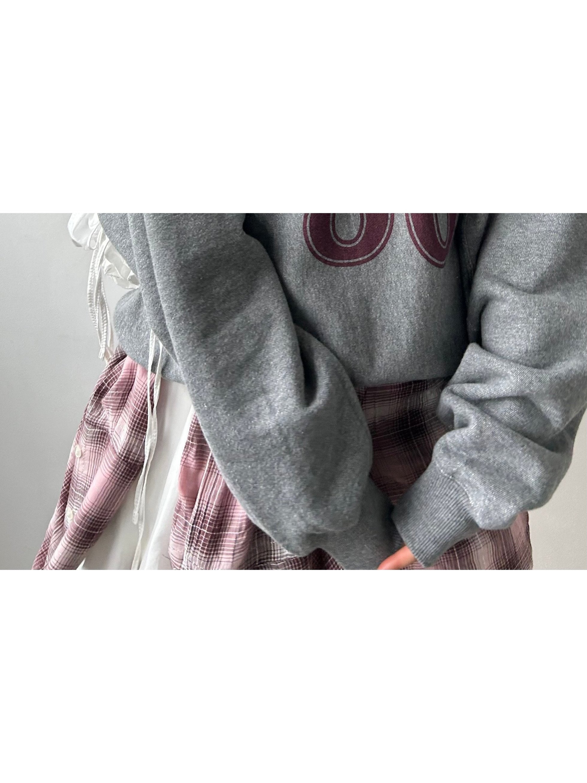 【スナイデル/SNIDEL】のナンバーロゴスウェット インテリア・キッズ・メンズ・レディースファッション・服の通販 founy(ファニー) 　ファッション　Fashion　レディースファッション　Fashion for Women　トップス・カットソー　Cut & Sew Tops　レディースパーカー・カジュアルフーディー　Casual Hoodies & Sweatshirts　スウェット・クルーネックトップス　Sweatshirts & Crewnecks / Relaxed Fit Sweat Tops　ヴィンテージ　Vintage Style　ストレート　Straight, Straight Cut　スポーツ　Sports, Activewear　フェミニン　Feminine, Girly　フロント　Front, Front Design　おすすめ　Recommended / Our Picks　GRY[006]|ID: prp329100004647650 ipo3291000000033550401