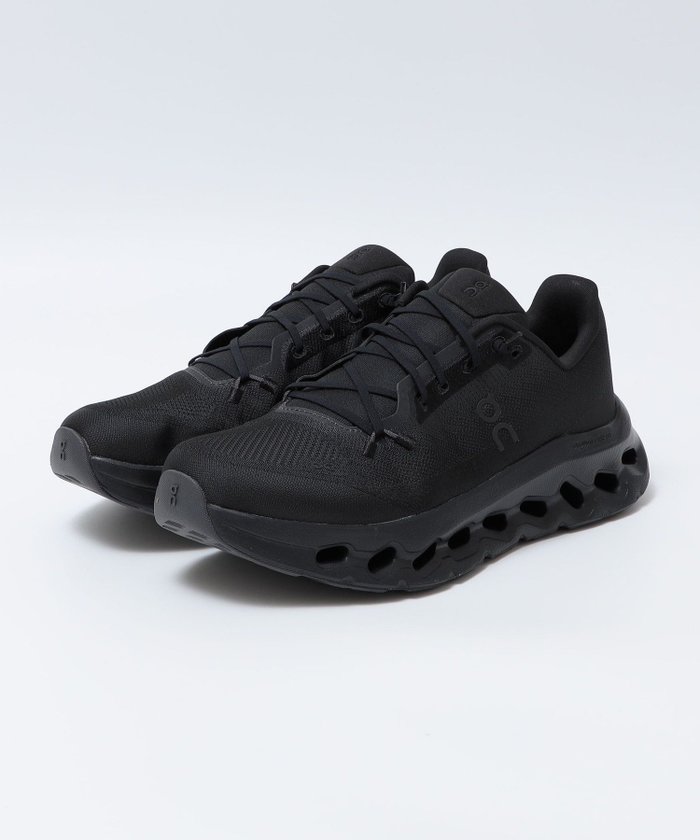 【シップス/SHIPS / MEN】のOn Cloudtilt インテリア・キッズ・メンズ・レディースファッション・服の通販 founy(ファニー) https://founy.com/ ファッション Fashion メンズファッション Fashion for Men クッション Cushion, Throw Pillow ソックス Socks, Hosiery ランニング Running, Running Wear, Activewear, Jogging 軽量 Lightweight, Ultra Light |ID: prp329100004647662 ipo3291000000033550499