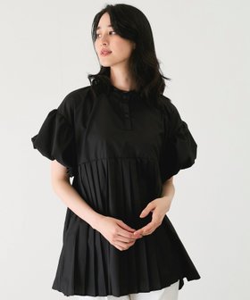【ジャイロ/JAYRO】のプリーツ切替パフスリーブブラウス 人気、トレンドファッション・服の通販 founy(ファニー) ファッション Fashion レディースファッション Fashion for Women トップス・カットソー Cut & Sew Tops シャツ・ブラウス・オフィスカジュアル Elegant Blouses & Button-Ups おすすめ Recommended / Our Picks シンプル Simple, Minimal スリーブ Sleeve, Long Sleeve / Short Sleeve デニム Denim, Jeans Material プリーツ Pleats, Pleated ポケット Pocket, Pocket Detail レギンス Leggings, Stretch Pants 切替 Switching, Contrast Panel 夏 Summer 春 Spring S/S・春夏 SS, Spring/Summer, Warm Season |ID:prp329100004647914
