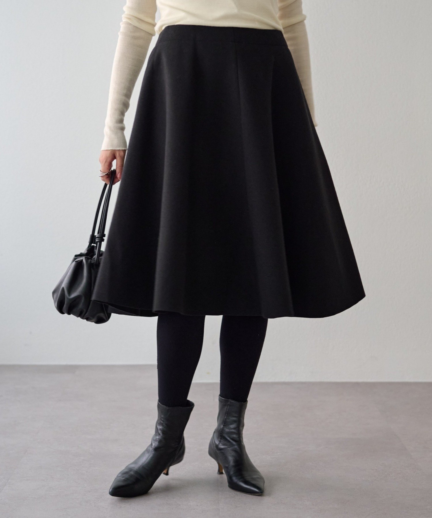 【ビアズリー/BEARDSLEY】のメルトンジャージーフレアミディスカート インテリア・キッズ・メンズ・レディースファッション・服の通販 founy(ファニー) 　ファッション　Fashion　レディースファッション　Fashion for Women　スカート　Skirts　おすすめ　Recommended / Our Picks　アクリル　Acrylic Material　セットアップ　Set-Up, Coordinated Outfit　フェルト　Felt, Felt Fabric　ミドル　Middle Length, Mid Height　メルトン　Melton, Heavy Wool　ブラック|ID: prp329100004647942 ipo3291000000033707373