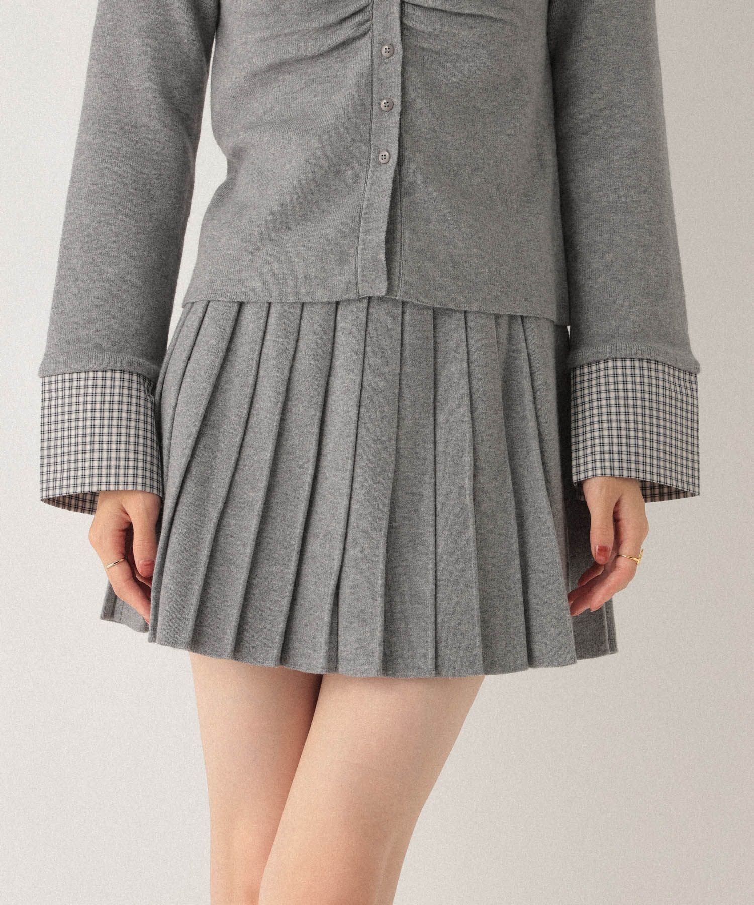 【ヘザー/Heather】のニットプリーツミニスカート インテリア・キッズ・メンズ・レディースファッション・服の通販 founy(ファニー) 　ファッション　Fashion　レディースファッション　Fashion for Women　スカート　Skirts　ミニスカート　Mini Skirts　セットアップ　Set-Up, Coordinated Outfit　ドッキング　Docking, Mixed Material　プリーツ　Pleats, Pleated　ミニスカート　Mini Skirt, Short Skirt　A/W・秋冬　Autumn/Winter　グレー|ID: prp329100004647954 ipo3291000000033555370