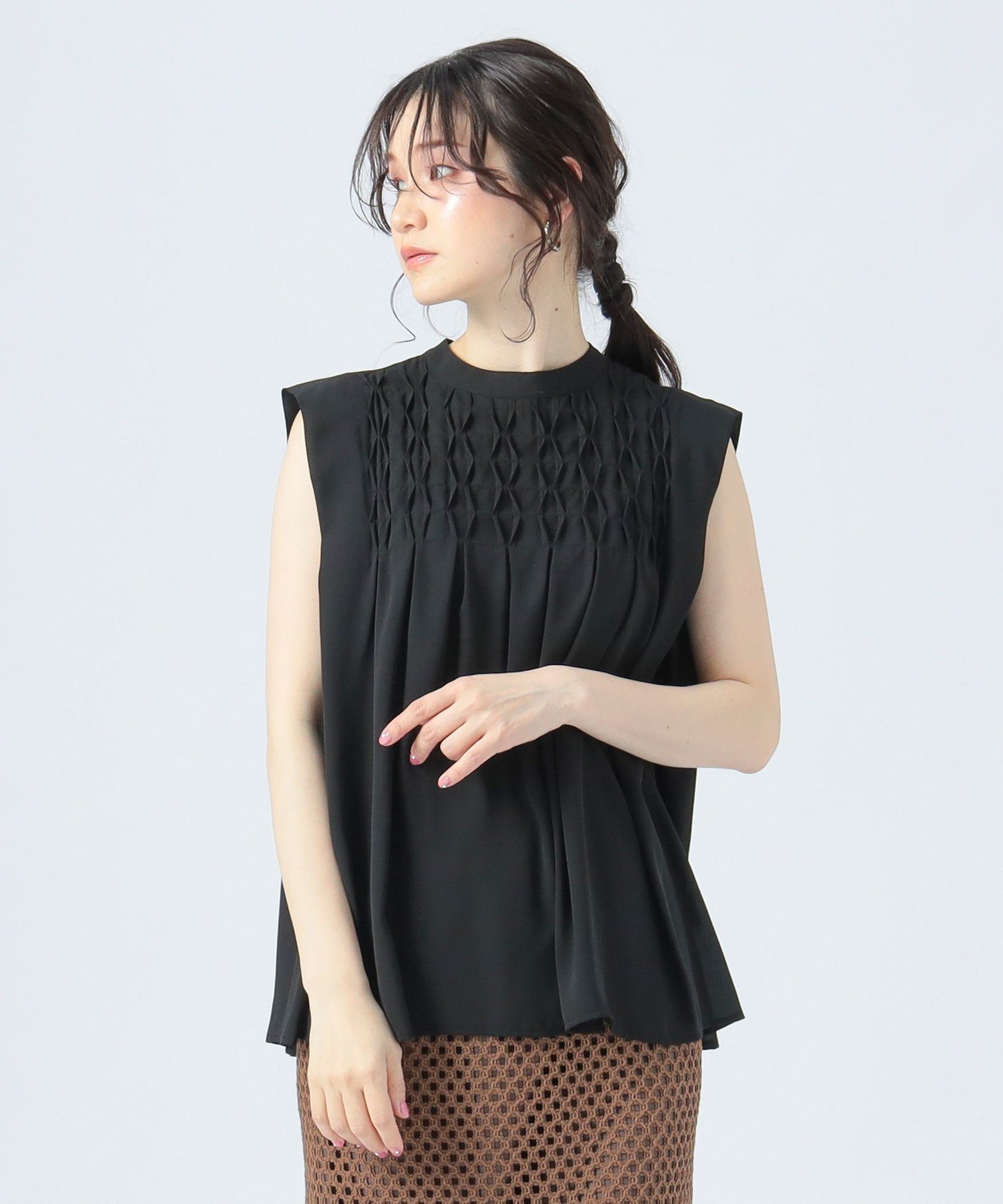 【ビームス ハート/BEAMS HEART】のスモッキング フレンチ ブラウス インテリア・キッズ・メンズ・レディースファッション・服の通販 founy(ファニー) 　ファッション　Fashion　レディースファッション　Fashion for Women　トップス・カットソー　Cut & Sew Tops　シャツ・ブラウス・オフィスカジュアル　Elegant Blouses & Button-Ups　アクセサリー　Fashion Accessories　シンプル　Simple, Minimal　スモッキング　Smocking, Gathered Stitching　とろみ　Fluid, Flowy Fabric　ダウン　Down, Puffer　デニム　Denim, Jeans Material　ドレープ　Drape, Draping Fabric　フレンチ　French, French Style　リラックス　Relax, Relaxed Fit　ワイド　Wide, Wide Fit　おすすめ　Recommended / Our Picks　BLACK|ID: prp329100004647966 ipo3291000000033555477