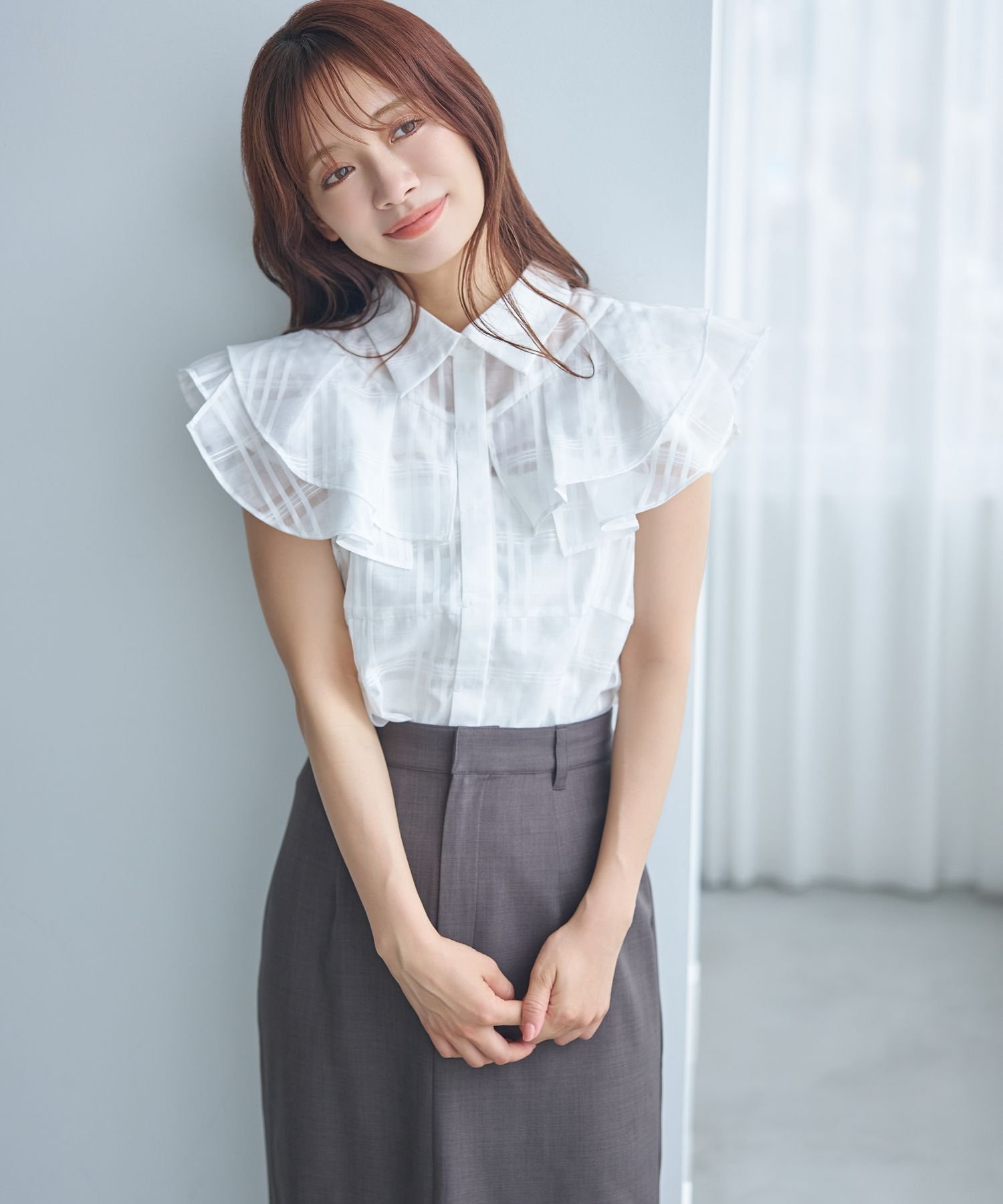 【ミスティ ウーマン/mysty woman】のシアーチェックブラウス インテリア・キッズ・メンズ・レディースファッション・服の通販 founy(ファニー) 　ファッション　Fashion　レディースファッション　Fashion for Women　トップス・カットソー　Cut & Sew Tops　シャツ・ブラウス・オフィスカジュアル　Elegant Blouses & Button-Ups　クラシカル　Classical, Vintage-Inspired　シアー　Sheer, See-Through　ダウン　Down, Puffer　チェック　Check, Plaid, Tartan　デニム　Denim, Jeans Material　フェミニン　Feminine, Girly　フリル　Frill, Ruffle　フレア　Flare, Flared　エレガント 上品　Elegant　オフ|ID: prp329100004648026 ipo3291000000033555976