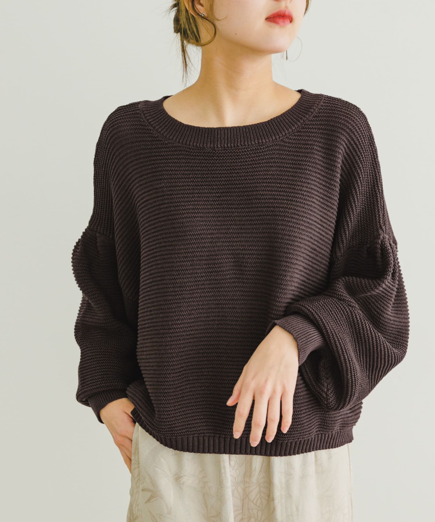 【アイテムズアーバンリサーチ/ITEMS URBAN RESEARCH】のガーターボリュームスリーブニット インテリア・キッズ・メンズ・レディースファッション・服の通販 founy(ファニー) 　ファッション　Fashion　レディースファッション　Fashion for Women　トップス・カットソー　Cut & Sew Tops　ニット　Knit Tops & Sweaters　ボリューム袖・フリルスリーブブラウス　Voluminous & Ruffle Sleeves / Puffy Sleeve Tops　2025年　2025　2025春夏・S/S　Spring/Summer 2025 SS25　ショルダー　Shoulder, Shoulder Strap　スリーブ　Sleeve, Long Sleeve / Short Sleeve　ドロップ　Drop Shoulder, Dropped Style　バランス　Balance, Style Balance　ベーシック　Basic, Essential　リラックス　Relax, Relaxed Fit　夏　Summer　春　Spring　S/S・春夏　SS, Spring/Summer, Warm Season　BRN|ID: prp329100004648042 ipo3291000000033556083