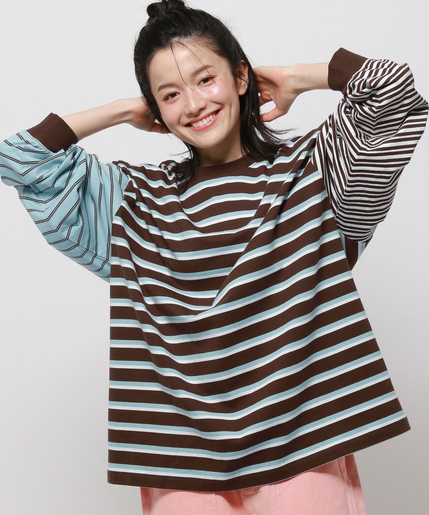 【ニコアンド/niko and】の【Fishs Eddy(フィッシュエディ)】ボーダープルオーバー【UNISEX】 インテリア・キッズ・メンズ・レディースファッション・服の通販 founy(ファニー) 　ファッション　Fashion　レディースファッション　Fashion for Women　トップス・カットソー　Cut & Sew Tops　カジュアルプルオーバー・ニットトップス　Pullovers & Knit Tops / Casual Pullovers　ユニセックス　Unisex, Genderless　スウェット / スエット　Sweatshirt, Sweatwear　トレーナー　Sweatshirt, Trainer　ニューヨーク　New York, NYC Style　ボーダー　Border, Stripe　モチーフ　Motif, Design Theme　ブラウン|ID: prp329100004648072 ipo3291000000033556468