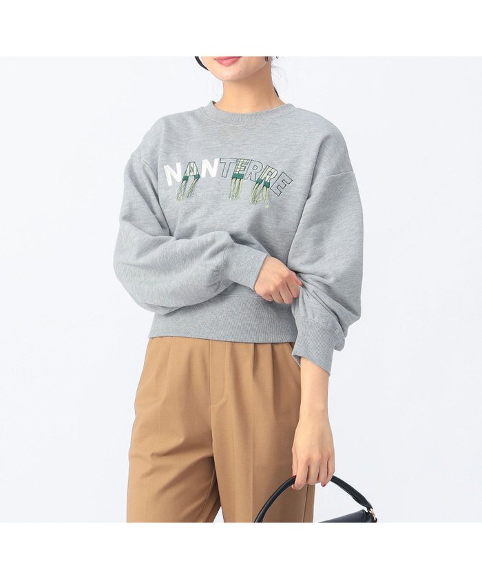 【ビームス ハート/BEAMS HEART】のフリンジ刺繍 ロゴ プルオーバー スウェット 25SS インテリア・キッズ・メンズ・レディースファッション・服の通販 founy(ファニー) https://founy.com/ ファッション Fashion レディースファッション Fashion for Women トップス・カットソー Cut & Sew Tops レディースパーカー・カジュアルフーディー Casual Hoodies & Sweatshirts カジュアルプルオーバー・ニットトップス Pullovers & Knit Tops / Casual Pullovers スウェット・クルーネックトップス Sweatshirts & Crewnecks / Relaxed Fit Sweat Tops 2025年 2025 2025春夏・S/S Spring/Summer 2025 SS25 ショルダー Shoulder, Shoulder Strap スウェット / スエット Sweatshirt, Sweatwear スラックス Slacks, Dress Pants デニム Denim, Jeans Material ドロップ Drop Shoulder, Dropped Style バランス Balance, Style Balance フリンジ Fringe, Tassel フロント Front, Front Design リラックス Relax, Relaxed Fit |ID: prp329100004648102 ipo3291000000033557016