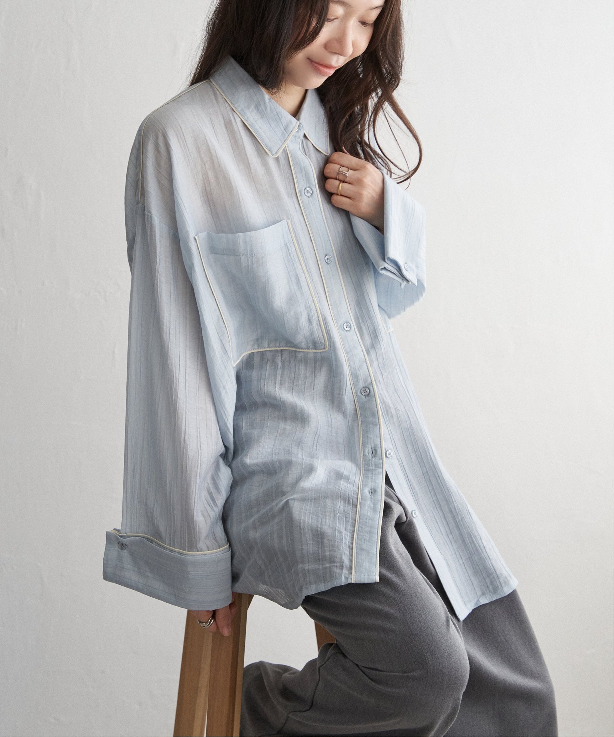 【ヴァンス エクスチェンジ/VENCE EXCHANGE】のストライプビックカフスシャツ 人気、トレンドファッション・服の通販 founy(ファニー) 　ファッション　Fashion　レディースファッション　Fashion for Women　トップス・カットソー　Cut & Sew Tops　シャツ・ブラウス・オフィスカジュアル　Elegant Blouses & Button-Ups　おすすめ　Recommended / Our Picks　カフス　Cuff Design　ストライプ　Stripe, Striped Pattern　スリム　Slim, Slim Fit　タイトスカート　Pencil Skirt, Tight Skirt　バランス　Balance, Style Balance　パイピング　Piping, Trim Design　ビッグ　Big, Oversized　ベーシック　Basic, Essential　 other-1|ID: prp329100004648115 ipo3291000000033557150