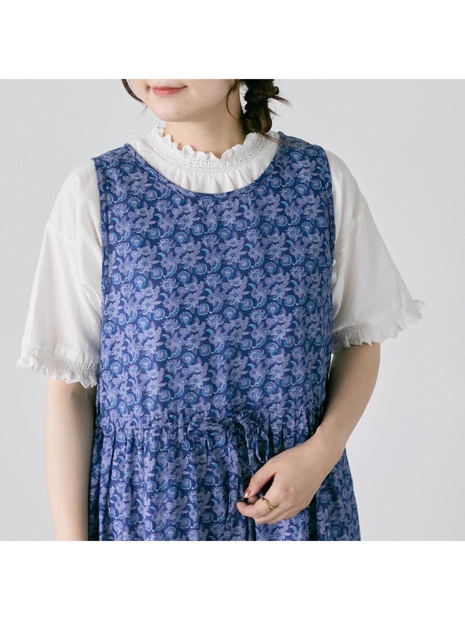 【サマンサモスモス/Samansa Mos2】のスカラップフリル前後2WAYブラウス 人気、トレンドファッション・服の通販 founy(ファニー) 　ファッション　Fashion　レディースファッション　Fashion for Women　トップス・カットソー　Cut & Sew Tops　シャツ・ブラウス・オフィスカジュアル　Elegant Blouses & Button-Ups　おすすめ　Recommended / Our Picks　スカラップ　Scallop, Scalloped Edge　フリル　Frill, Ruffle　リネン　Linen, Linen Fabric　レース　Lace, Lace Fabric　 other-1|ID: prp329100004648139 ipo3291000000033557442