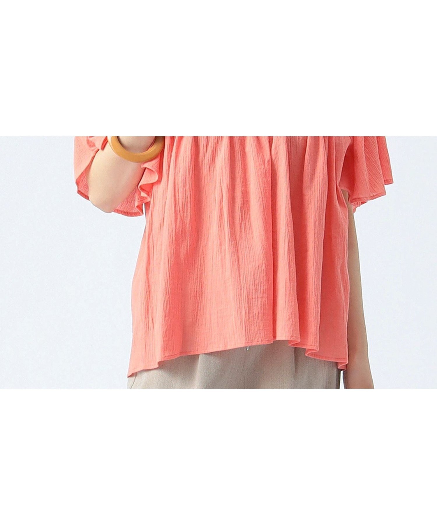 【ビームス ハート/BEAMS HEART】のフリル ギャザー ブラウス インテリア・キッズ・メンズ・レディースファッション・服の通販 founy(ファニー) 　ファッション　Fashion　レディースファッション　Fashion for Women　トップス・カットソー　Cut & Sew Tops　シャツ・ブラウス・オフィスカジュアル　Elegant Blouses & Button-Ups　ギャザー　Gathered, Ruffled　ダウン　Down, Puffer　デニム　Denim, Jeans Material　フェミニン　Feminine, Girly　フリル　Frill, Ruffle　ワイド　Wide, Wide Fit　切替　Switching, Contrast Panel　ORANGE|ID: prp329100004648164 ipo3291000000033557656