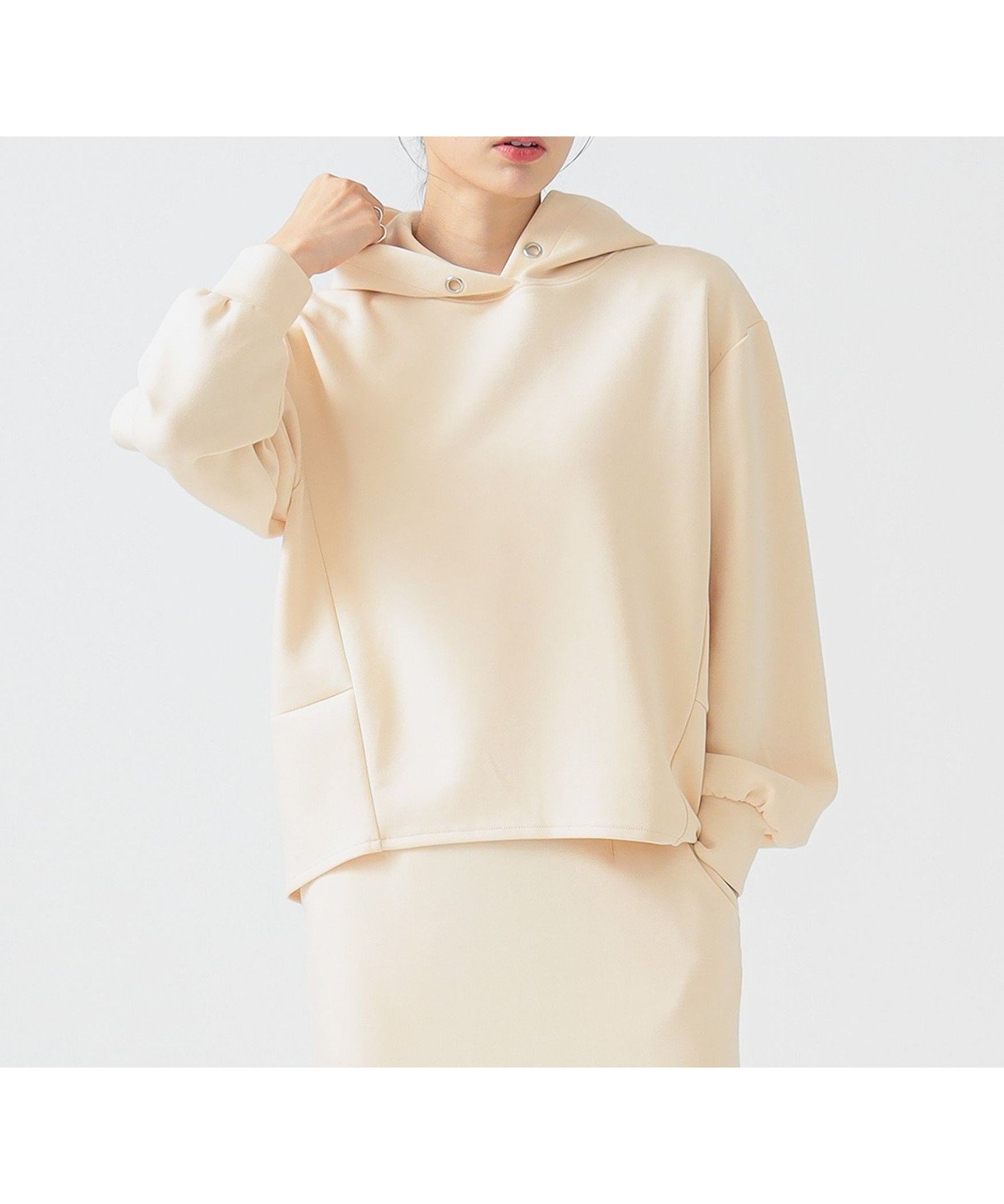 【ビーミングライフストアバイビームス/B:MING LIFE STORE by BEAMS】のダンボール フーディー トップス 25SS きれいめ ウォッシャブル インテリア・キッズ・メンズ・レディースファッション・服の通販 founy(ファニー) 　ファッション　Fashion　レディースファッション　Fashion for Women　トップス・カットソー　Cut & Sew Tops　2025年　2025　2025春夏・S/S　Spring/Summer 2025 SS25　おすすめ　Recommended / Our Picks　とろみ　Fluid, Flowy Fabric　インナー　Innerwear　ウォッシャブル　Machine Washable　ストレッチ　Stretch, Stretchy Fabric　パーカー　Hoodie, Parka　ボトム　Bottoms, Lower Wear　ルーズ　Loose, Oversized　IVORY|ID: prp329100004648168 ipo3291000000033557680