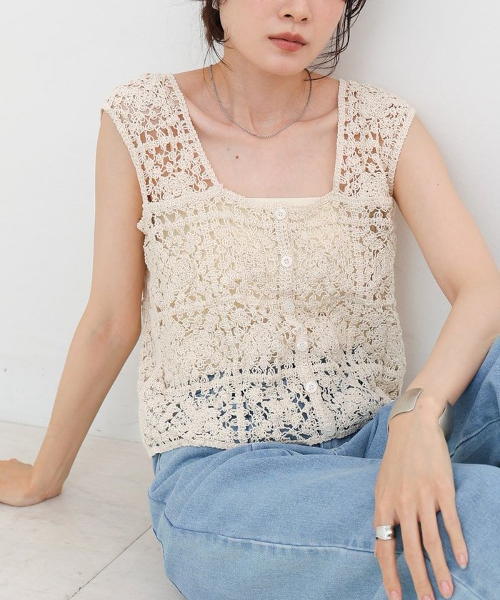 【バブ ブージュルード/Bab Bou Jeloud】の前後2WAYボタン付ビスチェ インテリア・キッズ・メンズ・レディースファッション・服の通販 founy(ファニー) https://founy.com/ ファッション Fashion レディースファッション Fashion for Women トップス・カットソー Cut & Sew Tops ビスチェ Bustiers & Corset Tops / Layered Bustier Style おすすめ Recommended / Our Picks クロシェ Crochet, Knitted Lace ショルダー Shoulder, Shoulder Strap シンプル Simple, Minimal スクエア Square, Square Shape デニム Denim, Jeans Material ビスチェ Bustier, Corset Top フラワー Flower, Floral モチーフ Motif, Design Theme 夏 Summer |ID: prp329100004648189 ipo3291000000033557891