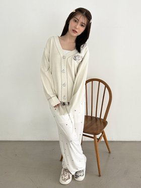 【スナイデル ホーム/SNIDEL HOME】のCATラメニットカーディガン 人気、トレンドファッション・服の通販 founy(ファニー) ファッション Fashion レディースファッション Fashion for Women トップス・カットソー Cut & Sew Tops ニット Knit Tops & Sweaters カーディガン・羽織り Layered Style Cardigans おすすめ Recommended / Our Picks カーディガン Cardigan, Knitwear ギフト プレゼント Gift / Present ネックレス Necklace, Pendant Necklace ビジュー Bijou, Jewel-like Accent モチーフ Motif, Design Theme ワンポイント One Point, Statement Accent ヴィンテージ Vintage Style 猫 Cat, Kitty |ID:prp329100004648369