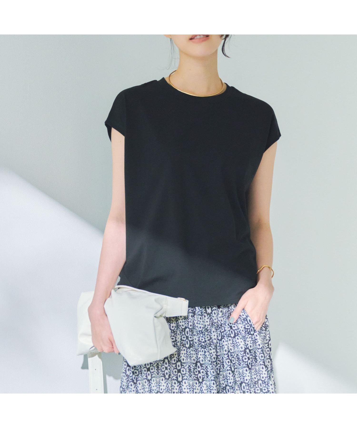 【エルーラ/Elura】のひやっとタッチフレンチTシャツ/576899 インテリア・キッズ・メンズ・レディースファッション・服の通販 founy(ファニー) 　ファッション　Fashion　レディースファッション　Fashion for Women　トップス・カットソー　Cut & Sew Tops　シャツ・ブラウス・オフィスカジュアル　Elegant Blouses & Button-Ups　ロングTシャツ・Tシャツ　Longline T-Shirts & Tees　シルケット　Silket, Silky Cotton　シンプル　Simple, Minimal　スリーブ　Sleeve, Long Sleeve / Short Sleeve　デニム　Denim, Jeans Material　フィット　Fit, Slim Fit　フレンチ　French, French Style　リラックス　Relax, Relaxed Fit　ワイド　Wide, Wide Fit　エレガント 上品　Elegant　ブラック09|ID: prp329100004648685 ipo3291000000033566545