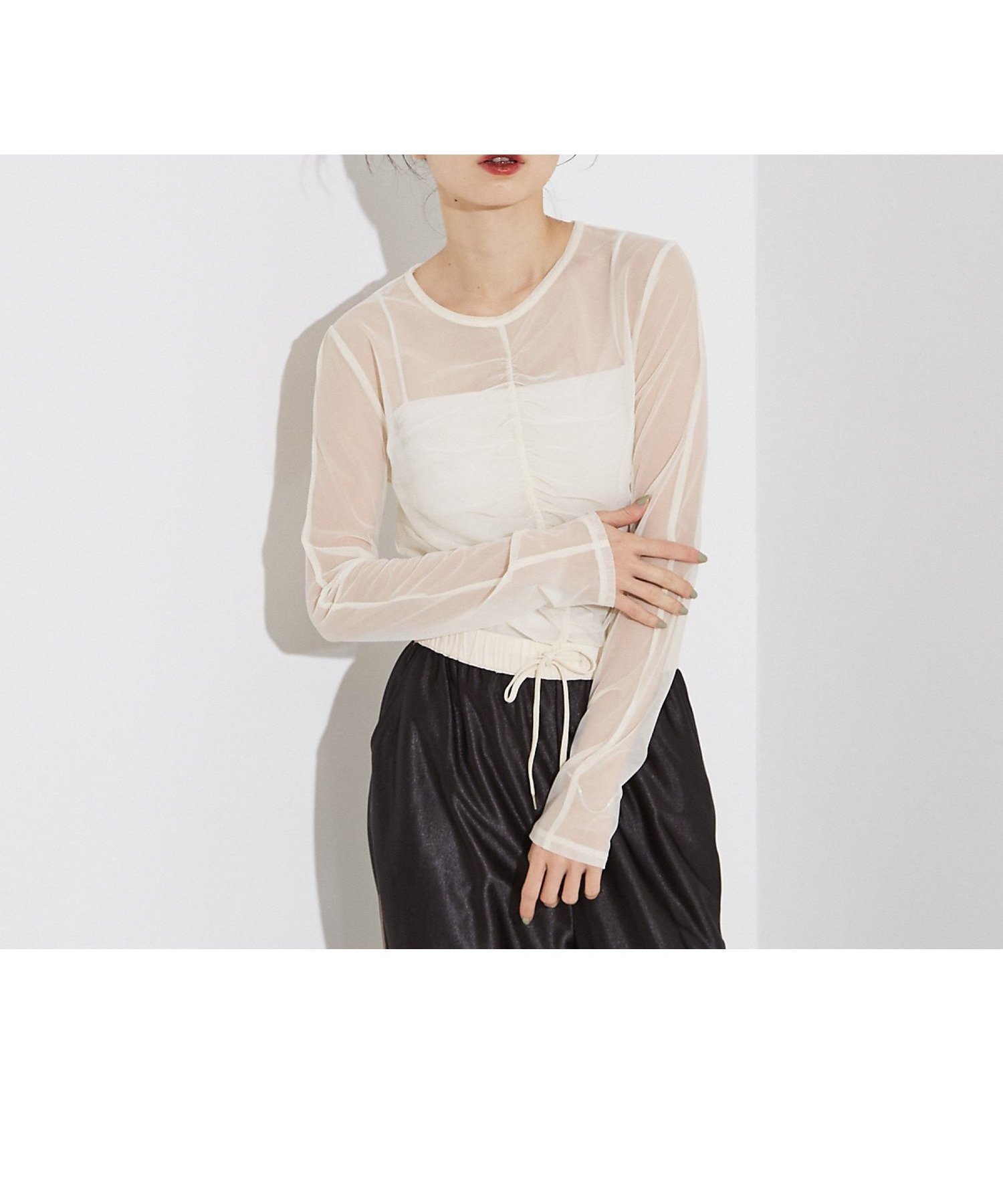 【ノミネ/NOMINE】のフロントシャーリング シアー ロンT インテリア・キッズ・メンズ・レディースファッション・服の通販 founy(ファニー) 　ファッション　Fashion　レディースファッション　Fashion for Women　トップス・カットソー　Cut & Sew Tops　ロングTシャツ・Tシャツ　Longline T-Shirts & Tees　インナー　Innerwear　エレガント 上品　Elegant　シアー　Sheer, See-Through　シャーリング　Shirring, Ruched　フロント　Front, Front Design　アイボリー|ID: prp329100004648697 ipo3291000000033566864