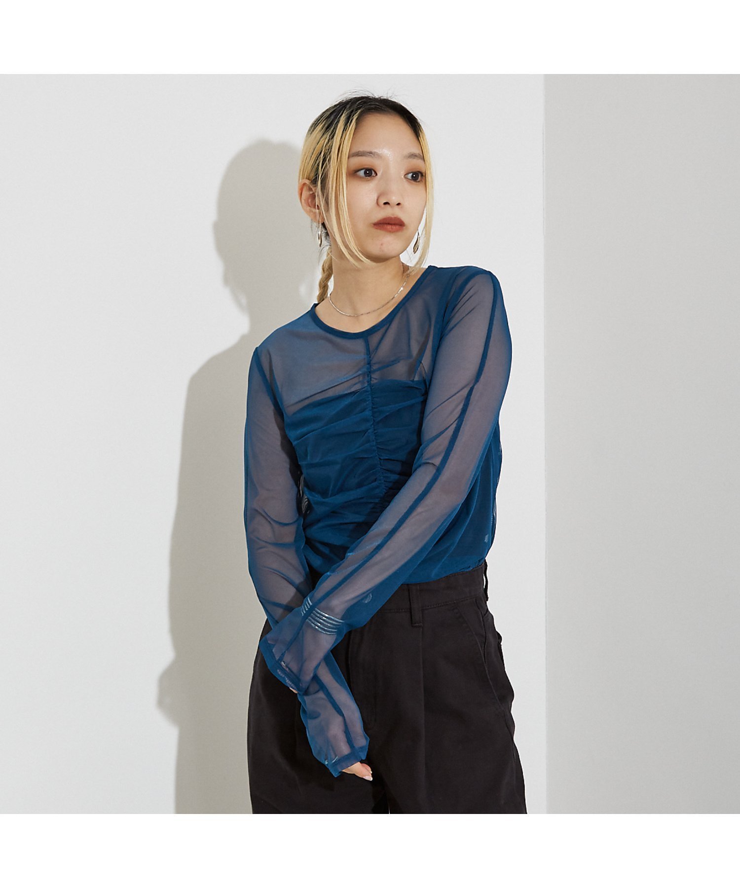 【ノミネ/NOMINE】のフロントシャーリング シアー ロンT インテリア・キッズ・メンズ・レディースファッション・服の通販 founy(ファニー) 　ファッション　Fashion　レディースファッション　Fashion for Women　トップス・カットソー　Cut & Sew Tops　ロングTシャツ・Tシャツ　Longline T-Shirts & Tees　インナー　Innerwear　エレガント 上品　Elegant　シアー　Sheer, See-Through　シャーリング　Shirring, Ruched　フロント　Front, Front Design　ブルー|ID: prp329100004648697 ipo3291000000033566866