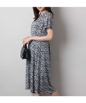 【エムケイ ミッシェルクラン/MK MICHEL KLEIN】のウエストタックジャージーワンピース(幾何柄・無地)/洗える 人気、トレンドファッション・服の通販 founy(ファニー) ファッション Fashion レディースファッション Fashion for Women ワンピース Dresses プリント Print, Printed Pattern 人気 Popular, Best Seller 今季 This Season, Current Season ビジネス 仕事 通勤 Business / Work / Commuting 冬 Winter / This Winter 夏 Summer 定番 Standard, Basic Item 旅行 Travel 春 Spring 洗える Machine Washable 無地 Plain, Solid Color 秋 Autumn |ID:prp329100004648700