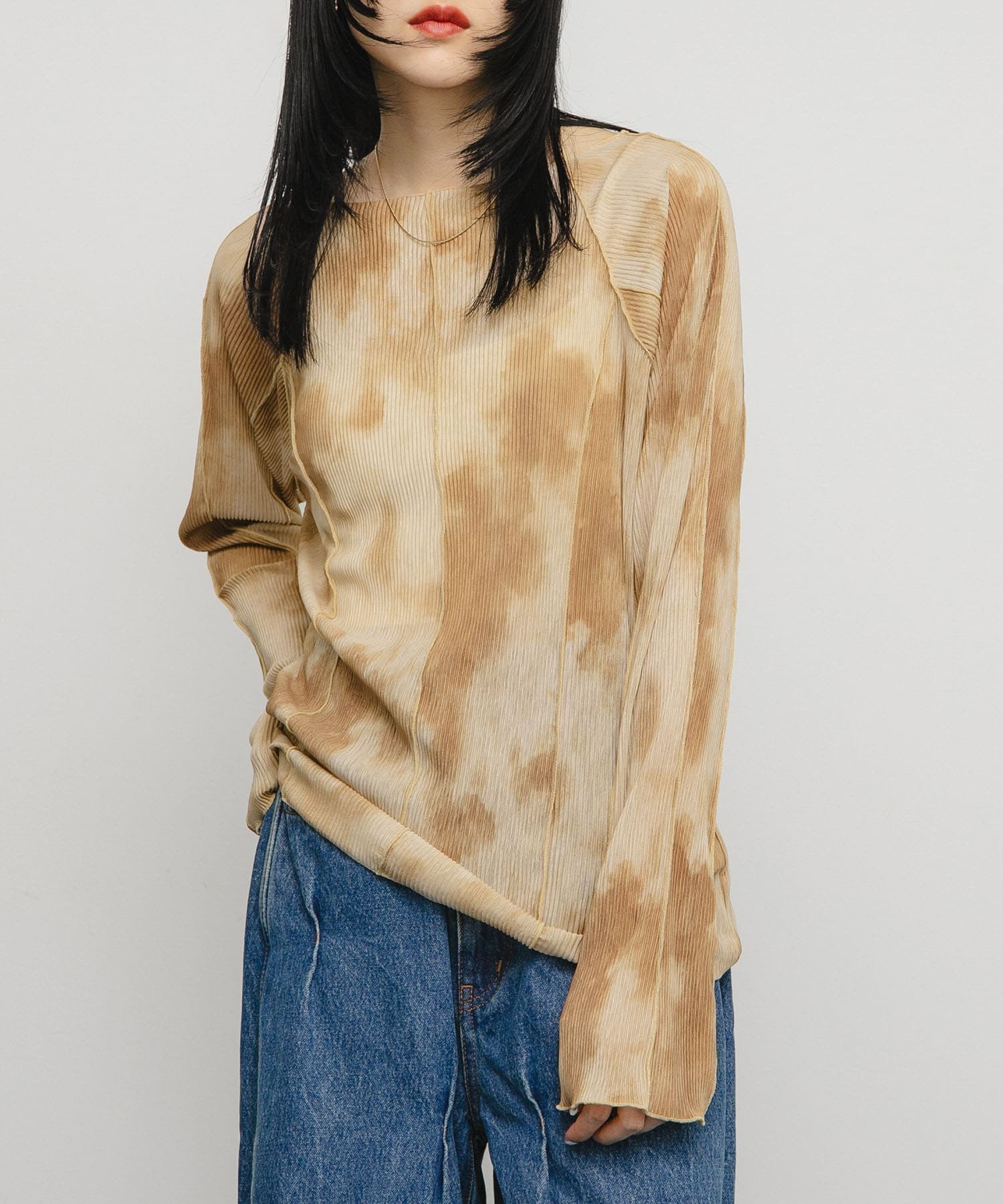 【ケービーエフ/KBF / URBAN RESEARCH】のマーブルメローデザイントップス インテリア・キッズ・メンズ・レディースファッション・服の通販 founy(ファニー) 　ファッション　Fashion　レディースファッション　Fashion for Women　トップス・カットソー　Cut & Sew Tops　2025年　2025　2025-2026秋冬・A/W　Autumn/Winter 2025–26 AW25–26　冬　Winter / This Winter　インナー　Innerwear　キャミワンピース　Cami Dress, Slip Dress　シアー　Sheer, See-Through　プリント　Print, Printed Pattern　プリーツ　Pleats, Pleated　マーブル　Marble, Marble Pattern　切替　Switching, Contrast Panel　A/W・秋冬　Autumn/Winter　SAND|ID: prp329100004648718 ipo3291000000033699878