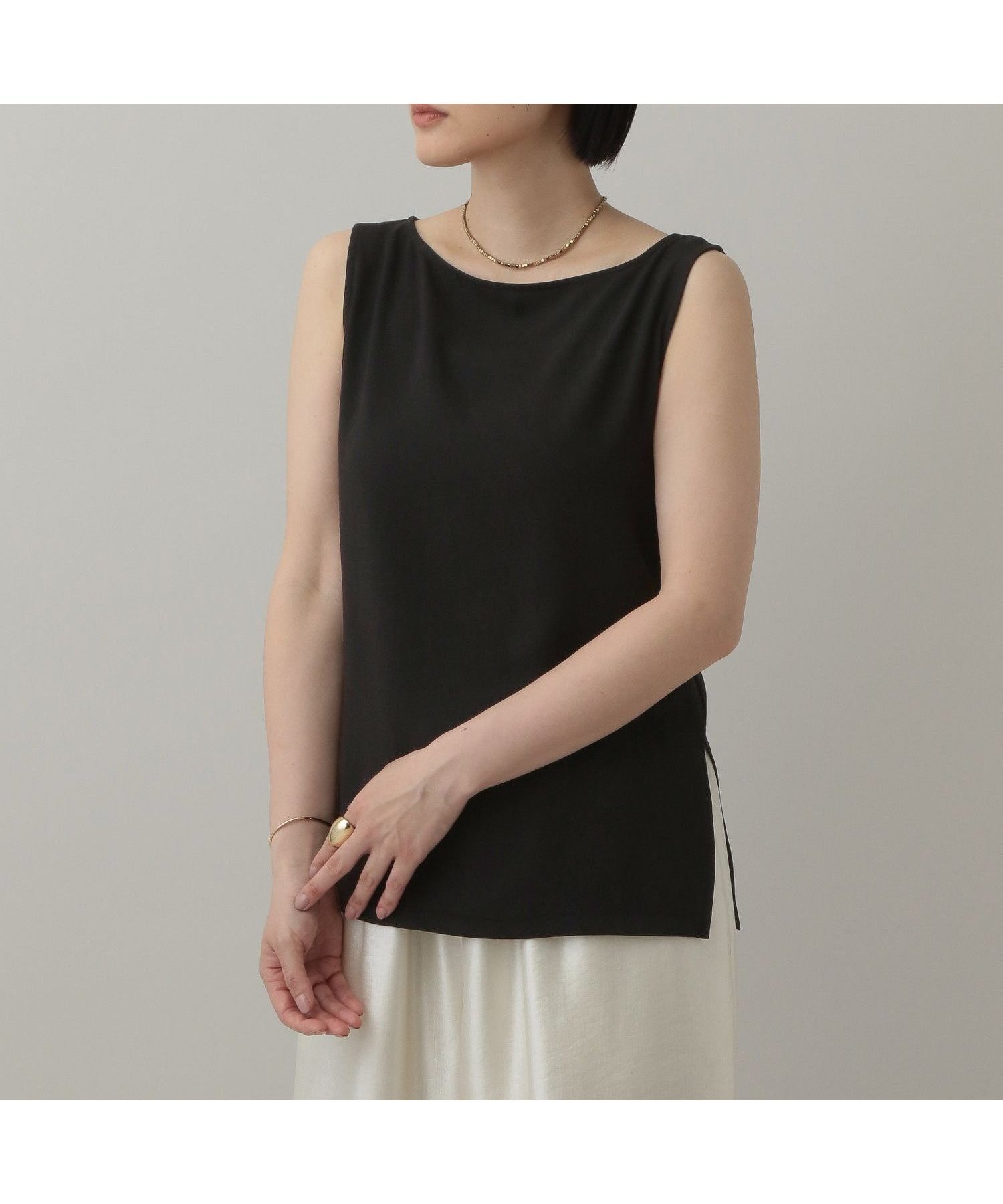 【アパートバイローリーズ/apart by lowrys】のソフトジョーゼットノースリーブT 人気、トレンドファッション・服の通販 founy(ファニー) 　ファッション　Fashion　レディースファッション　Fashion for Women　トップス・カットソー　Cut & Sew Tops　キャミソール&ノースリーブ　Camisoles & Sleeveless Tops　カットソー　Cut and Sewn Top　コンパクト　Compact, Small Size　シンプル　Simple, Minimal　ジャケット　Jacket, Outerwear　ジョーゼット　Georgette, Semi-Sheer Fabric　スリット　Slit, Slit Detail　タンブラー　Tumbler, Travel Mug　トレンド　Trend, Trending Now　ドレープ　Drape, Draping Fabric　なめらか　Smooth, Silky Texture　ノースリーブ　Sleeveless, No-Sleeve　プレート　Plate, Dish　ルーズ　Loose, Oversized　おすすめ　Recommended / Our Picks　エレガント 上品　Elegant　 other-1|ID: prp329100004648756 ipo3291000000033568846