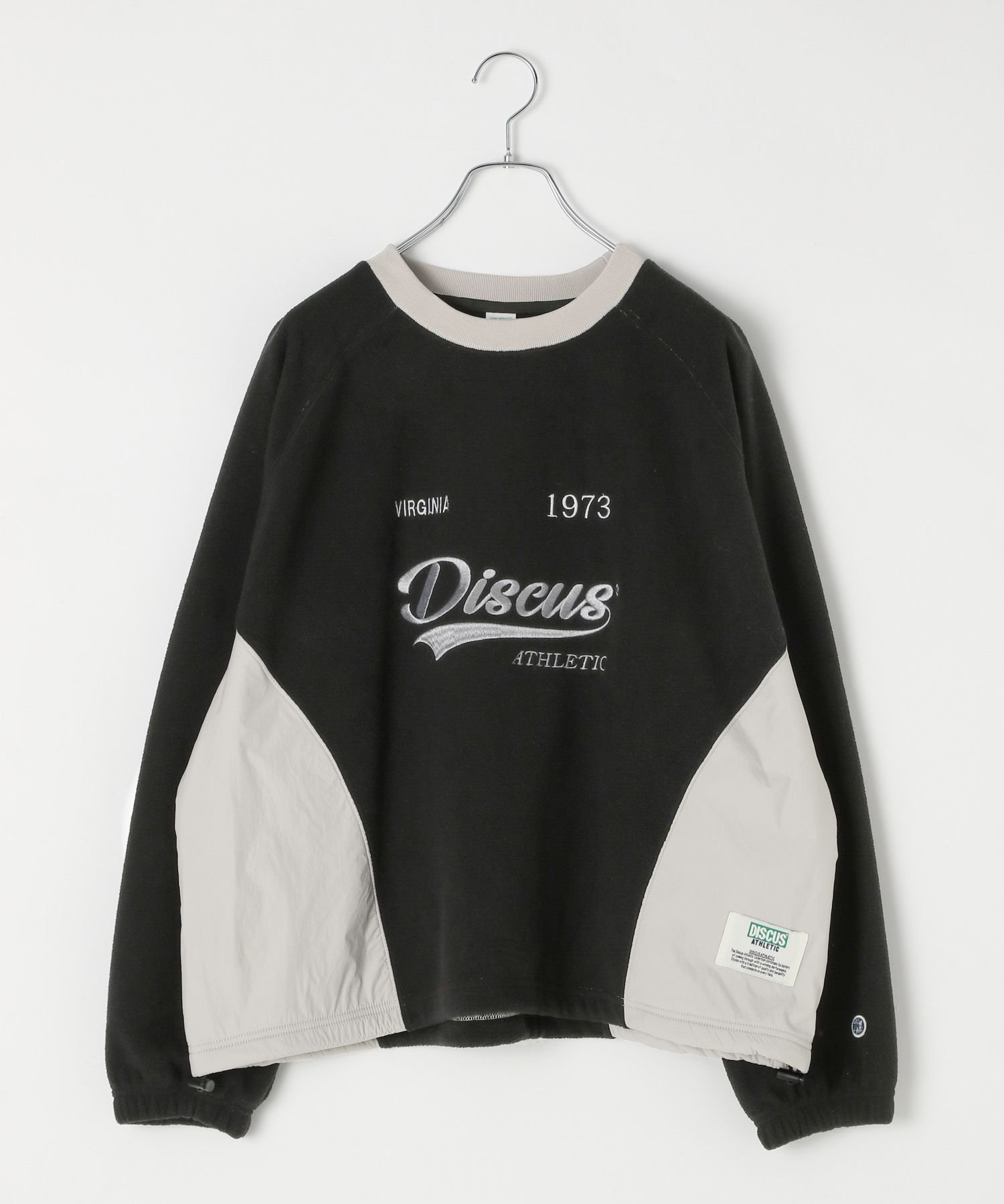 【レプシィム ローリーズファーム/LEPSIM LOWRYS FARM】の【DISCUS/ディスカス】ロゴフリースプルオーバー インテリア・キッズ・メンズ・レディースファッション・服の通販 founy(ファニー) 　ファッション　Fashion　レディースファッション　Fashion for Women　トップス・カットソー　Cut & Sew Tops　カジュアルプルオーバー・ニットトップス　Pullovers & Knit Tops / Casual Pullovers　おすすめ　Recommended / Our Picks　スニーカー　Sneakers, Trainers　スポーツ　Sports, Activewear　フレア　Flare, Flared　モチーフ　Motif, Design Theme　ブラック09|ID: prp329100004648818 ipo3291000000033570055