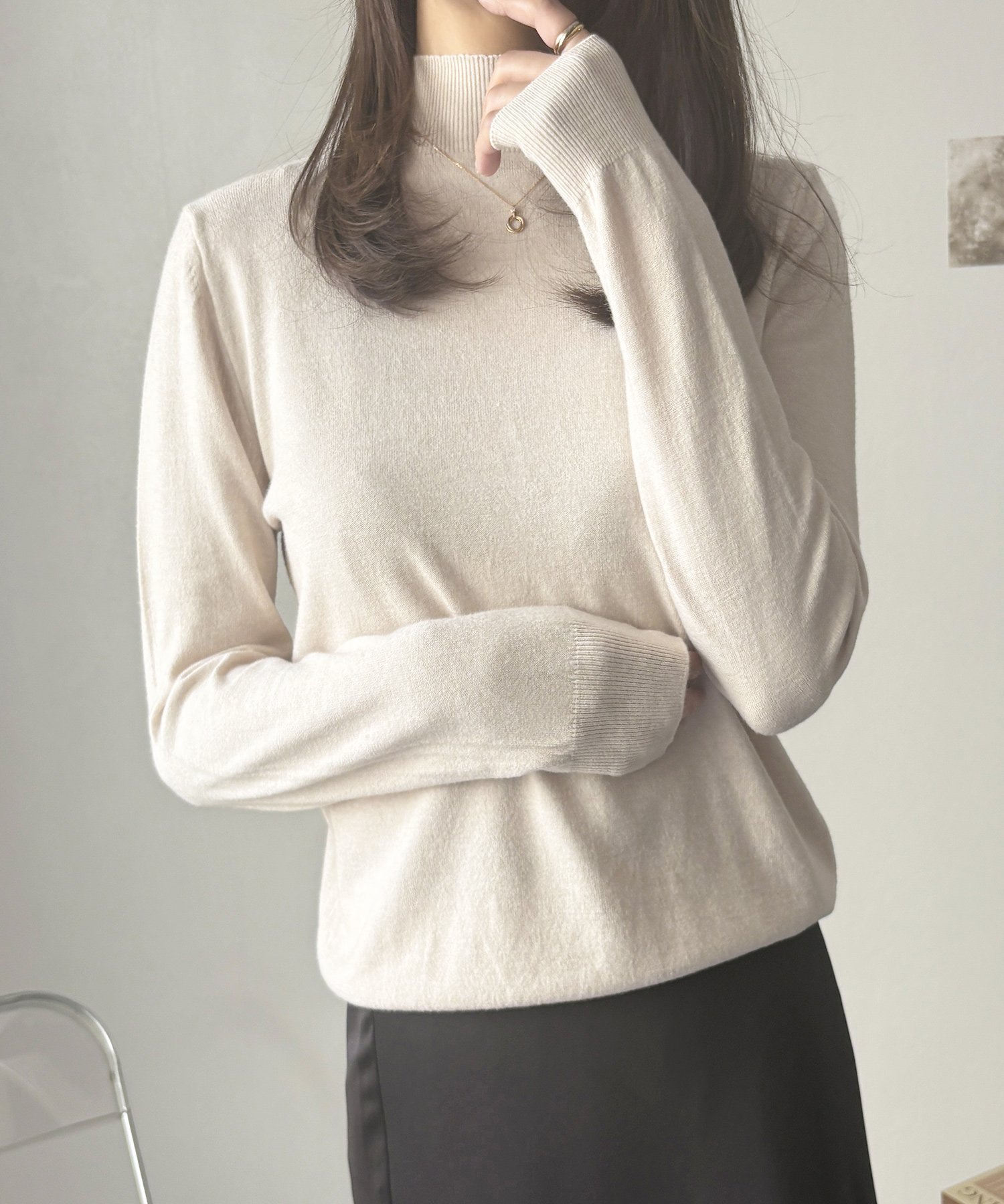 【アミュレット/Amulet】の【Amulet】ハイネック長袖ニットトップス インテリア・キッズ・メンズ・レディースファッション・服の通販 founy(ファニー) 　ファッション　Fashion　レディースファッション　Fashion for Women　トップス・カットソー　Cut & Sew Tops　ニット　Knit Tops & Sweaters　なめらか　Smooth, Silky Texture　インナー　Innerwear　シンプル　Simple, Minimal　ハイネック　High Neck, Mock Neck　長袖　Long Sleeve, Full Sleeve　ベージュ|ID: prp329100004648857 ipo3291000000033571018