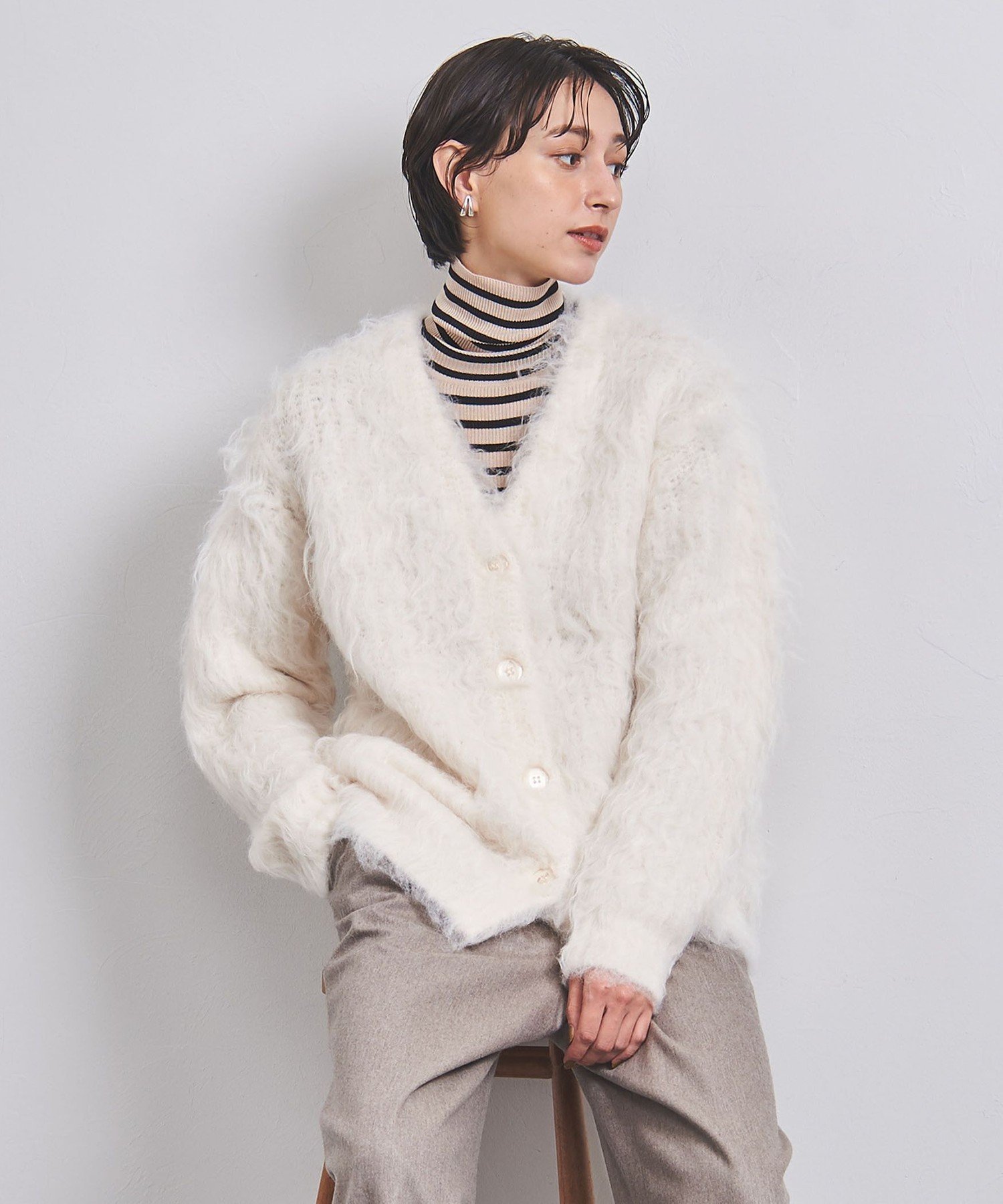 【ユナイテッドアローズ/UNITED ARROWS】のファーリー オーバー カーディガン インテリア・キッズ・メンズ・レディースファッション・服の通販 founy(ファニー) 　ファッション　Fashion　レディースファッション　Fashion for Women　トップス・カットソー　Cut & Sew Tops　カーディガン・羽織り　Layered Style Cardigans　カーディガン　Cardigan, Knitwear　リラックス　Relax, Relaxed Fit　ロング　Long, Long-Length　畦　Ribbed Knit　A/W・秋冬　Autumn/Winter　OFF WHITE|ID: prp329100004648906 ipo3291000000033572112