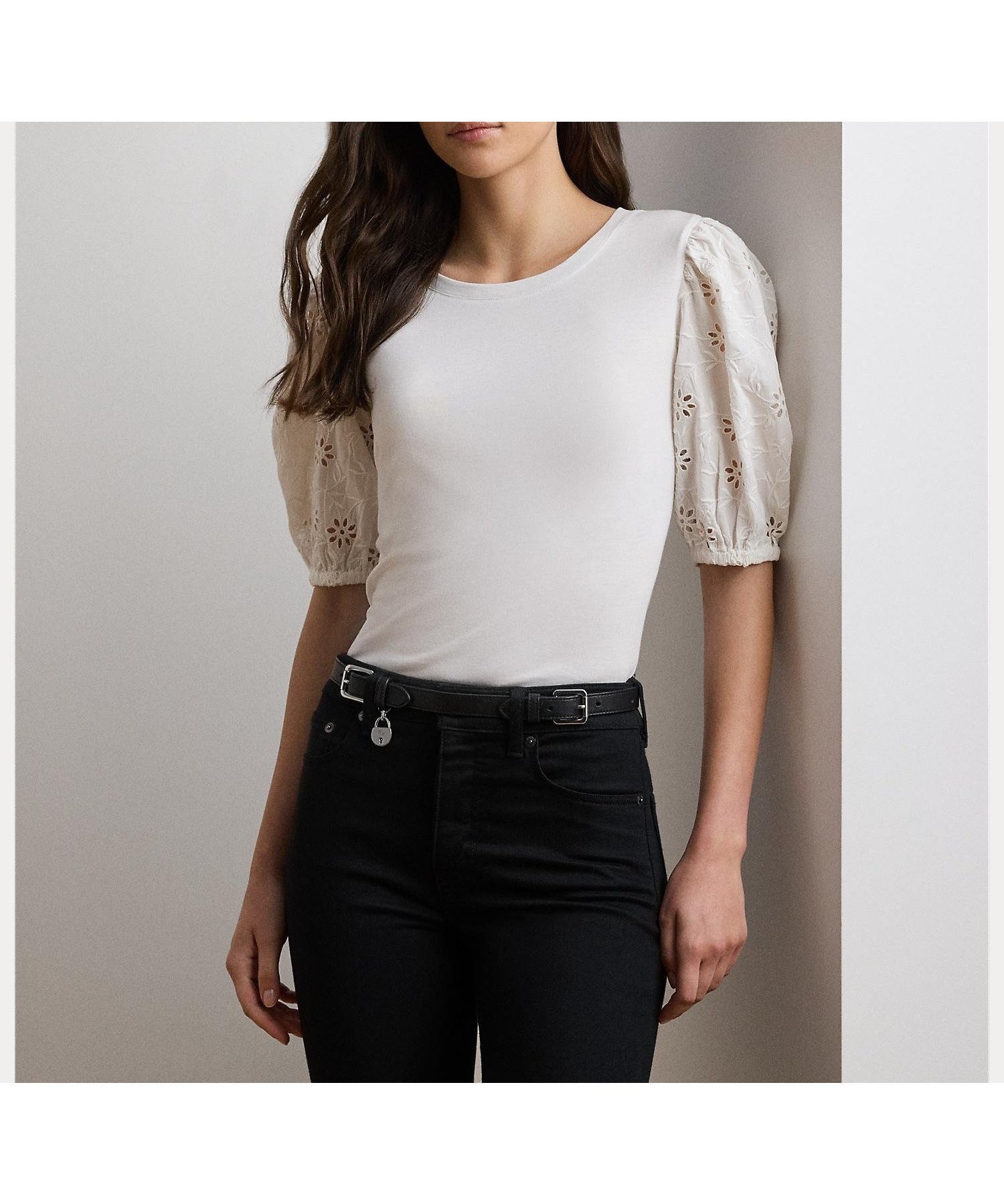 【ラルフローレン/RALPH LAUREN】のアイレット ジャージー パフスリーブ Tシャツ インテリア・キッズ・メンズ・レディースファッション・服の通販 founy(ファニー) 　ファッション　Fashion　レディースファッション　Fashion for Women　トップス・カットソー　Cut & Sew Tops　シャツ・ブラウス・オフィスカジュアル　Elegant Blouses & Button-Ups　ロングTシャツ・Tシャツ　Longline T-Shirts & Tees　アイレット　Eyelet Lace　カフス　Cuff Design　スリーブ　Sleeve, Long Sleeve / Short Sleeve　フィット　Fit, Slim Fit　フェミニン　Feminine, Girly　フロント　Front, Front Design　リラックス　Relax, Relaxed Fit　100ホワイト|ID: prp329100004649002 ipo3291000000033574169