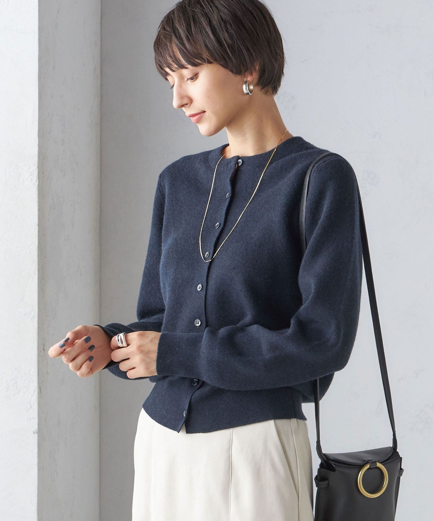 【シップス フォー ウィメン/SHIPS】のカシミヤ クルーネック カーディガン インテリア・キッズ・メンズ・レディースファッション・服の通販 founy(ファニー) 　ファッション　Fashion　レディースファッション　Fashion for Women　トップス・カットソー　Cut & Sew Tops　カーディガン・羽織り　Layered Style Cardigans　カーディガン　Cardigan, Knitwear　タートル　Turtleneck, Turtle Collar　なめらか　Smooth, Silky Texture　ベビー　Baby, Babywear　ネイビー|ID: prp329100004649294 ipo3291000000033579152