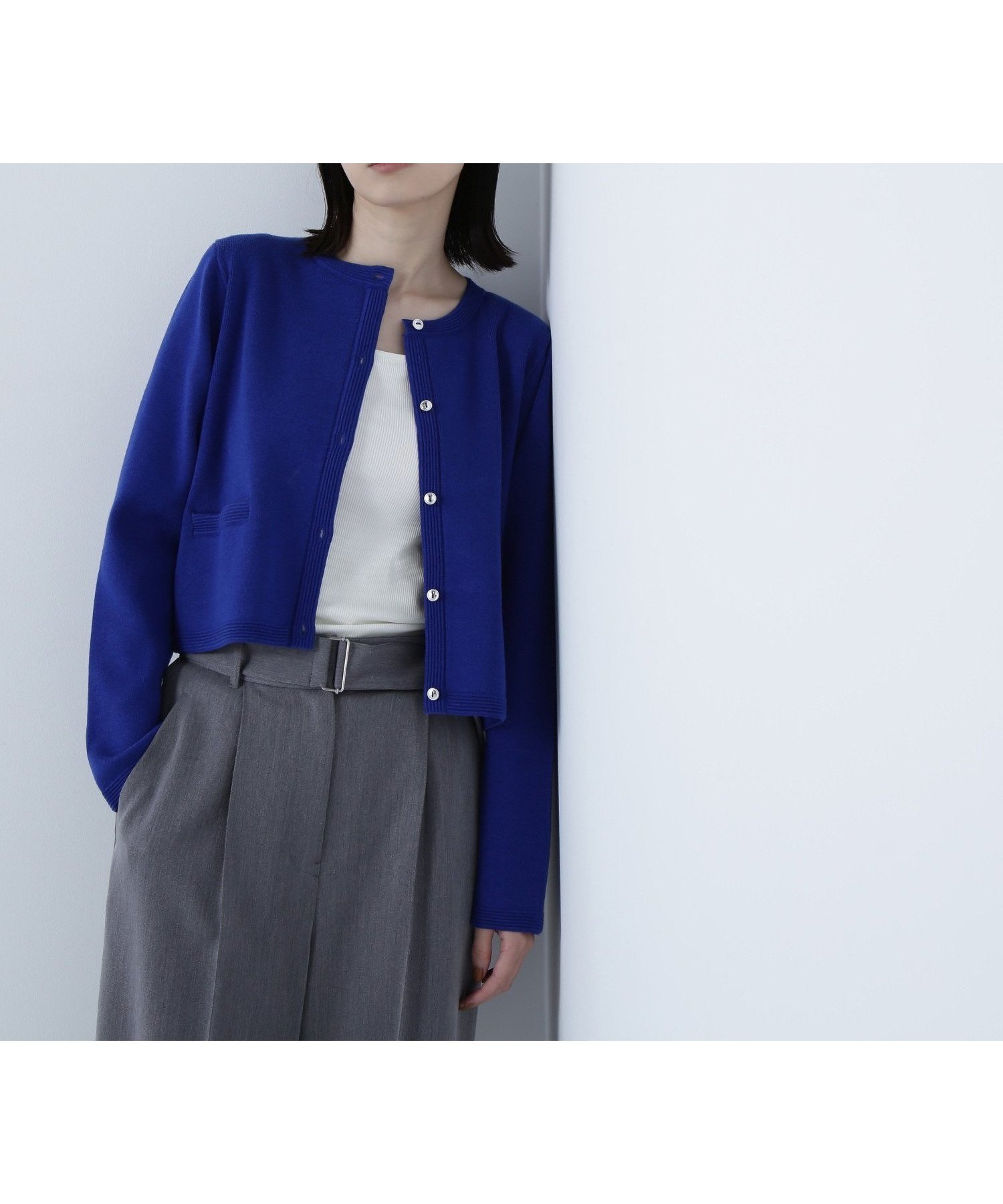 【ナチュラル ビューティー ベーシック/NATURAL BEAUTY BASIC】のシルクブレンドカーディガン インテリア・キッズ・メンズ・レディースファッション・服の通販 founy(ファニー) 　ファッション　Fashion　レディースファッション　Fashion for Women　トップス・カットソー　Cut & Sew Tops　カーディガン・羽織り　Layered Style Cardigans　カーディガン　Cardigan, Knitwear　コンパクト　Compact, Small Size　シルク　Silk, 100% Silk　ポケット　Pocket, Pocket Detail　秋　Autumn　ディープブルー1|ID: prp329100004649343 ipo3291000000033969757