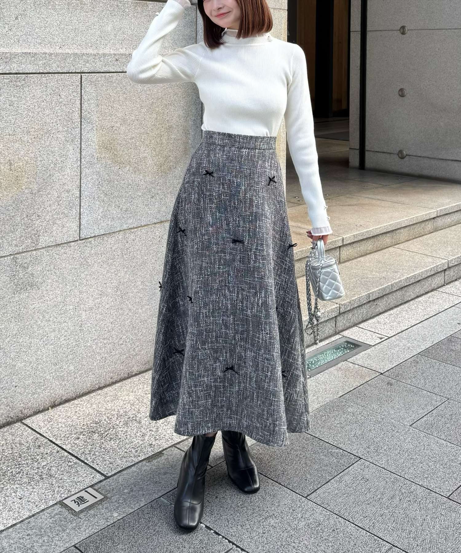 【クリア/clear】のリボンモチーフツイードロングフレアスカート インテリア・キッズ・メンズ・レディースファッション・服の通販 founy(ファニー) 　ファッション　Fashion　レディースファッション　Fashion for Women　スカート　Skirts　Aライン・フレアスカート　A-Line & Flared Skirts　おすすめ　Recommended / Our Picks　ショート　Short, Short Length　ツイード　Twill, Twill Weave　トレンド　Trend, Trending Now　フレア　Flare, Flared　リボン　Ribbon, Bow　A/W・秋冬　Autumn/Winter　GY|ID: prp329100004649498 ipo3291000000033581834