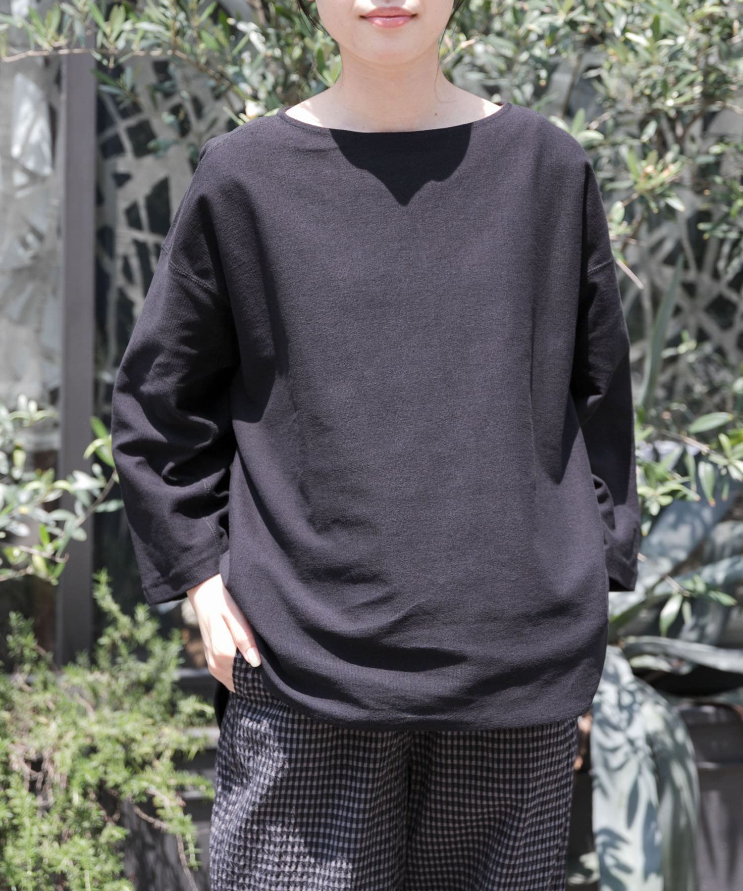 【アーバンリサーチ ドアーズ/URBAN RESEARCH DOORS】のFORK SPOON ジャガードプルオーバー インテリア・キッズ・メンズ・レディースファッション・服の通販 founy(ファニー) 　ファッション　Fashion　レディースファッション　Fashion for Women　トップス・カットソー　Cut & Sew Tops　カジュアルプルオーバー・ニットトップス　Pullovers & Knit Tops / Casual Pullovers　2025年　2025　2025春夏・S/S　Spring/Summer 2025 SS25　カットソー　Cut and Sewn Top　シンプル　Simple, Minimal　ジャカード／ジャガード　Jacquard, Woven Pattern　ベーシック　Basic, Essential　ラウンド　Round, Round Neck　夏　Summer　S/S・春夏　SS, Spring/Summer, Warm Season　BLACK|ID: prp329100004649566 ipo3291000000033583504