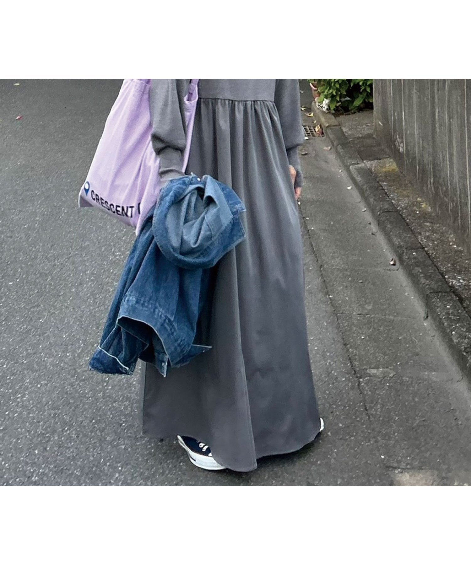 【コーナーズ/CORNERS】の【CORNERS by KR】指穴付きハイネックドッキングワンピース インテリア・キッズ・メンズ・レディースファッション・服の通販 founy(ファニー) 　ファッション　Fashion　レディースファッション　Fashion for Women　ワンピース　Dresses　アクセサリー　Fashion Accessories　スニーカー　Sneakers, Trainers　トレンド　Trend, Trending Now　ドッキング　Docking, Mixed Material　切替　Switching, Contrast Panel　グレー|ID: prp329100004649575 ipo3291000000033583827