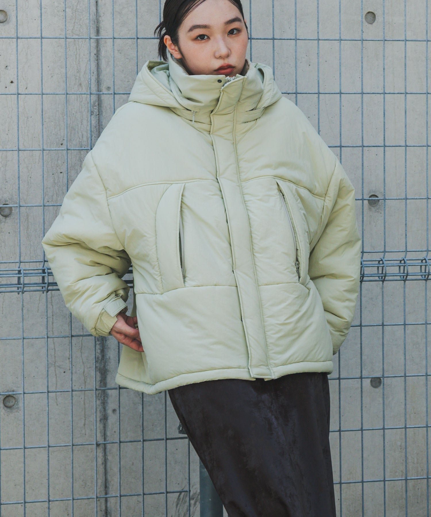 【センスオブプレイス/SENSE OF PLACE by URBAN RESEARCH】の『2WAY仕様』『UR TECH』モンスターブルゾン インテリア・キッズ・メンズ・レディースファッション・服の通販 founy(ファニー) 　ファッション　Fashion　レディースファッション　Fashion for Women　アウター　Coat / Outerwear Collection　ブルゾンジャケット・スポーティアウター　Blouson Jackets　春　Spring　コンパクト　Compact, Small Size　スタンド　Stand Collar, Upright Stand　ドローコード　Drawcord, Drawstring Cord　ブルゾン　Blouson, Bomber Jacket　A/W・秋冬　Autumn/Winter　冬　Winter / This Winter　2025年　2025　2025-2026秋冬・A/W　Autumn/Winter 2025–26 AW25–26　Y.BEIGE|ID: prp329100004649611 ipo3291000000034305524