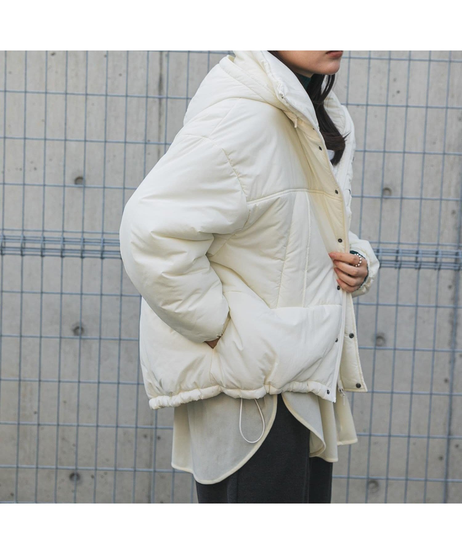 【センスオブプレイス/SENSE OF PLACE by URBAN RESEARCH】の『2WAY仕様/撥水』『UR TECH』モンスターブルゾン インテリア・キッズ・メンズ・レディースファッション・服の通販 founy(ファニー) 　ファッション　Fashion　レディースファッション　Fashion for Women　アウター　Coat / Outerwear Collection　ブルゾンジャケット・スポーティアウター　Blouson Jackets　2025年　2025　2025-2026秋冬・A/W　Autumn/Winter 2025–26 AW25–26　冬　Winter / This Winter　スタンド　Stand Collar, Upright Stand　ブルゾン　Blouson, Bomber Jacket　A/W・秋冬　Autumn/Winter　IVORY|ID: prp329100004649611 ipo3291000000034821840