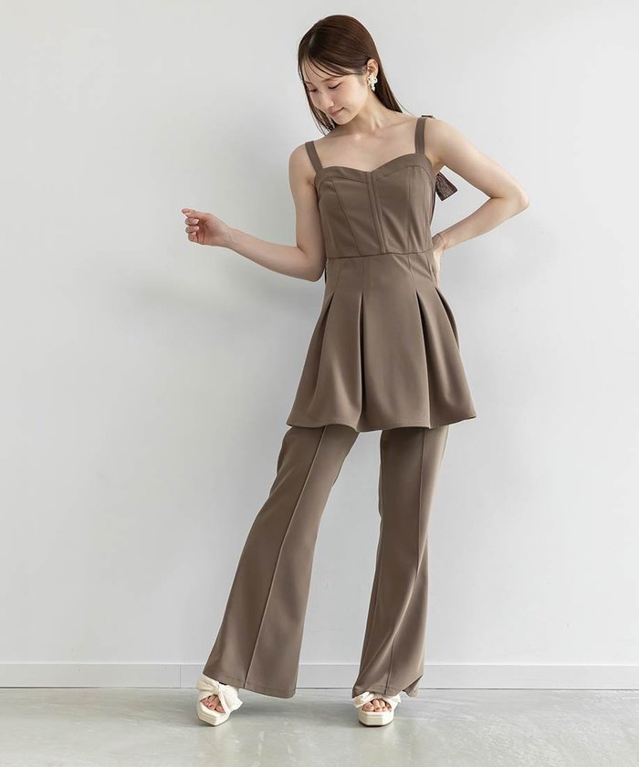 【ランダ/RANDA】のミニワンピース フレアパンツセットアップ インテリア・キッズ・メンズ・レディースファッション・服の通販 founy(ファニー) https://founy.com/ ファッション Fashion レディースファッション Fashion for Women セットアップ Matching Sets レディースパンツ・ボトムス Pants & Trousers / Bottoms シンプル Simple, Minimal セットアップ Set-Up, Coordinated Outfit センター Center, Center Line チュニック Tunic, Long Top ビスチェ Bustier, Corset Top フィット Fit, Slim Fit フレア Flare, Flared エレガント 上品 Elegant |ID: prp329100004649663 ipo3291000000033586064