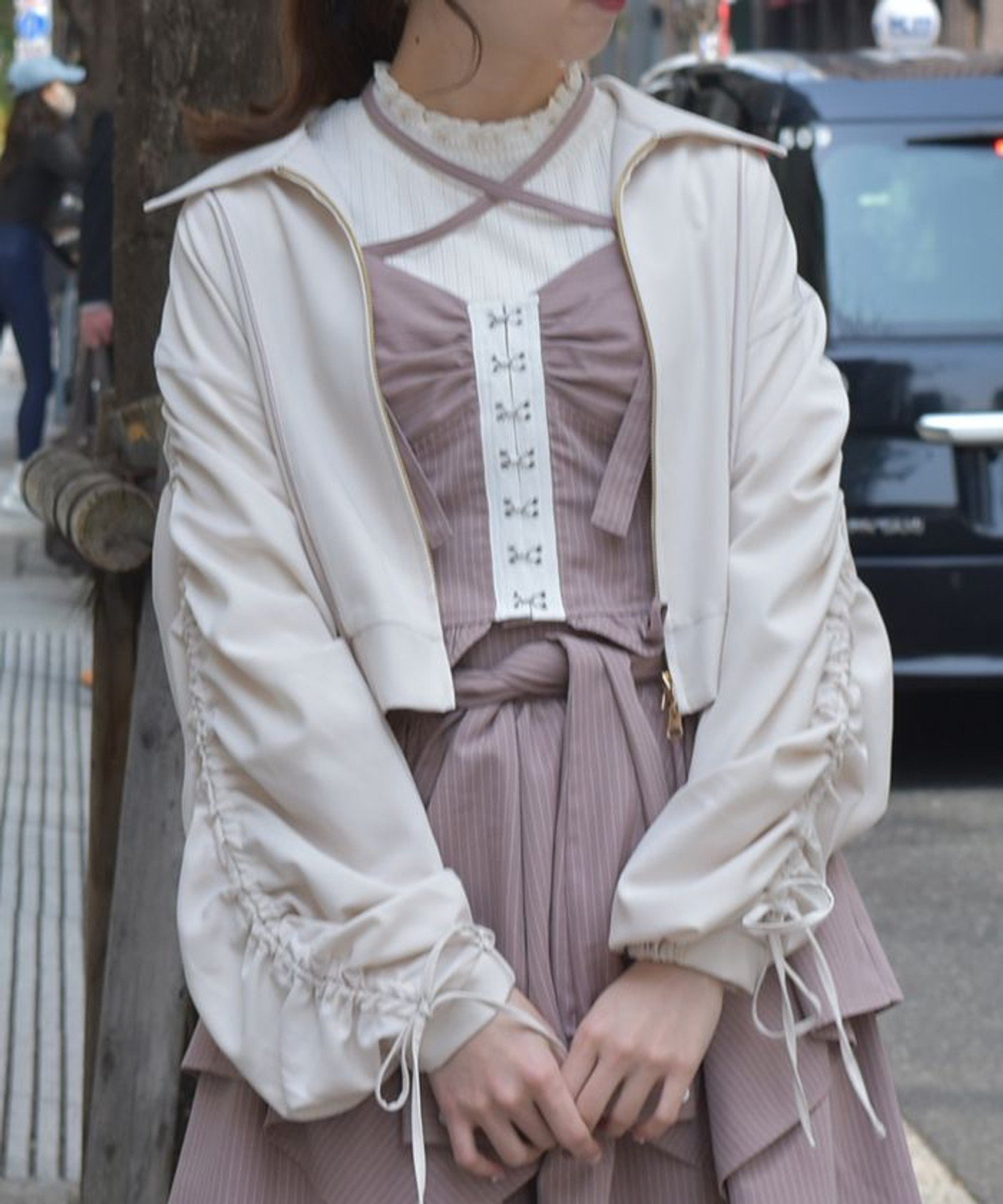 【アクシーズファム/axes femme】のドロストスリーブシャツブルゾン 人気、トレンドファッション・服の通販 founy(ファニー) 　ファッション　Fashion　レディースファッション　Fashion for Women　アウター　Coat / Outerwear Collection　ブルゾンジャケット・スポーティアウター　Blouson Jackets　トップス・カットソー　Cut & Sew Tops　シャツ・ブラウス・オフィスカジュアル　Elegant Blouses & Button-Ups　スタイリッシュ　Stylish, Fashionable　パイピング　Piping, Trim Design　ブルゾン　Blouson, Bomber Jacket　ワンポイント　One Point, Statement Accent　 other-1|ID: prp329100004649675 ipo3291000000033586300