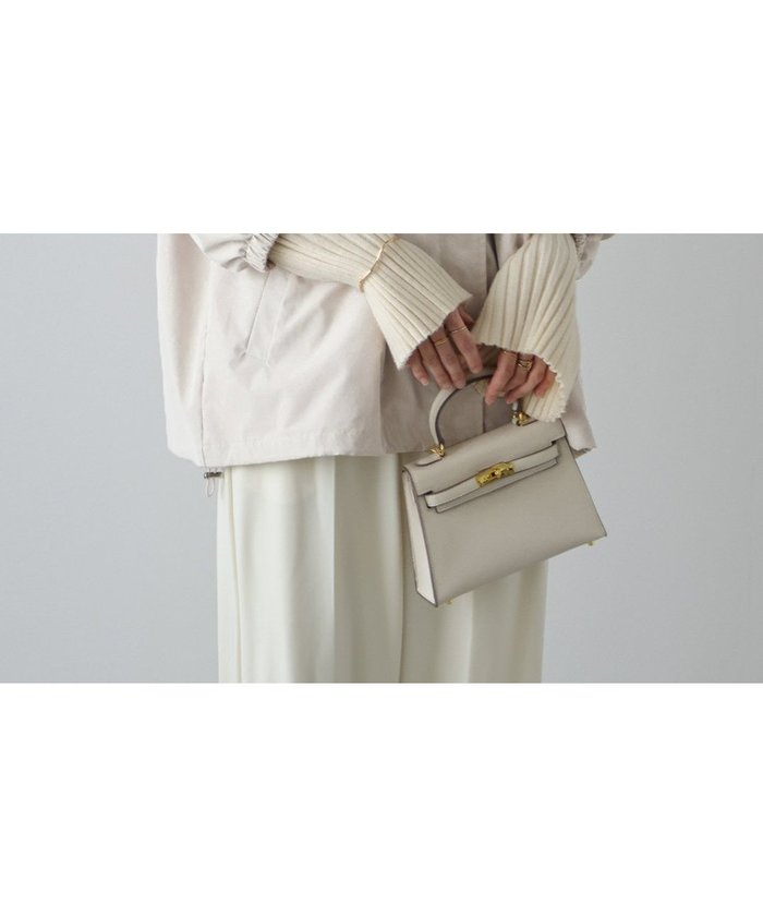【ラジュール/Lajour】のボリュームスリーブノーカラーブルゾン インテリア・キッズ・メンズ・レディースファッション・服の通販 founy(ファニー) https://founy.com/ ファッション Fashion レディースファッション Fashion for Women アウター Coat / Outerwear Collection ブルゾンジャケット・スポーティアウター Blouson Jackets トップス・カットソー Cut & Sew Tops ボリューム袖・フリルスリーブブラウス Voluminous & Ruffle Sleeves / Puffy Sleeve Tops スリーブ Sleeve, Long Sleeve / Short Sleeve フロント Front, Front Design ブルゾン Blouson, Bomber Jacket |ID: prp329100004649687 ipo3291000000033586471