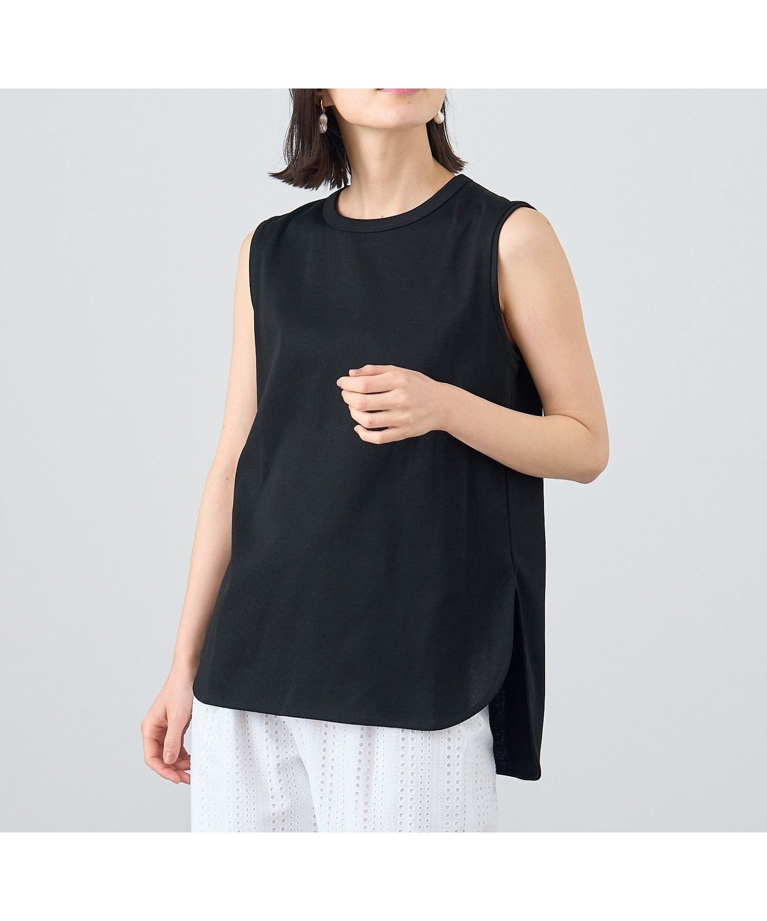 【アナイ/ANAYI】のコットンフライスノースリ プルオーバー インテリア・キッズ・メンズ・レディースファッション・服の通販 founy(ファニー) 　ファッション　Fashion　レディースファッション　Fashion for Women　トップス・カットソー　Cut & Sew Tops　カジュアルプルオーバー・ニットトップス　Pullovers & Knit Tops / Casual Pullovers　コンパクト　Compact, Small Size　スマート　Smart, Elegant　スリット　Slit, Slit Detail　ドレープ　Drape, Draping Fabric　ノースリーブ　Sleeveless, No-Sleeve　バランス　Balance, Style Balance　フラワー　Flower, Floral　ラウンド　Round, Round Neck　ロング　Long, Long-Length　S/S・春夏　SS, Spring/Summer, Warm Season　再入荷　Restock / Back in Stock　夏　Summer　black|ID: prp329100004649759 ipo3291000000033588125