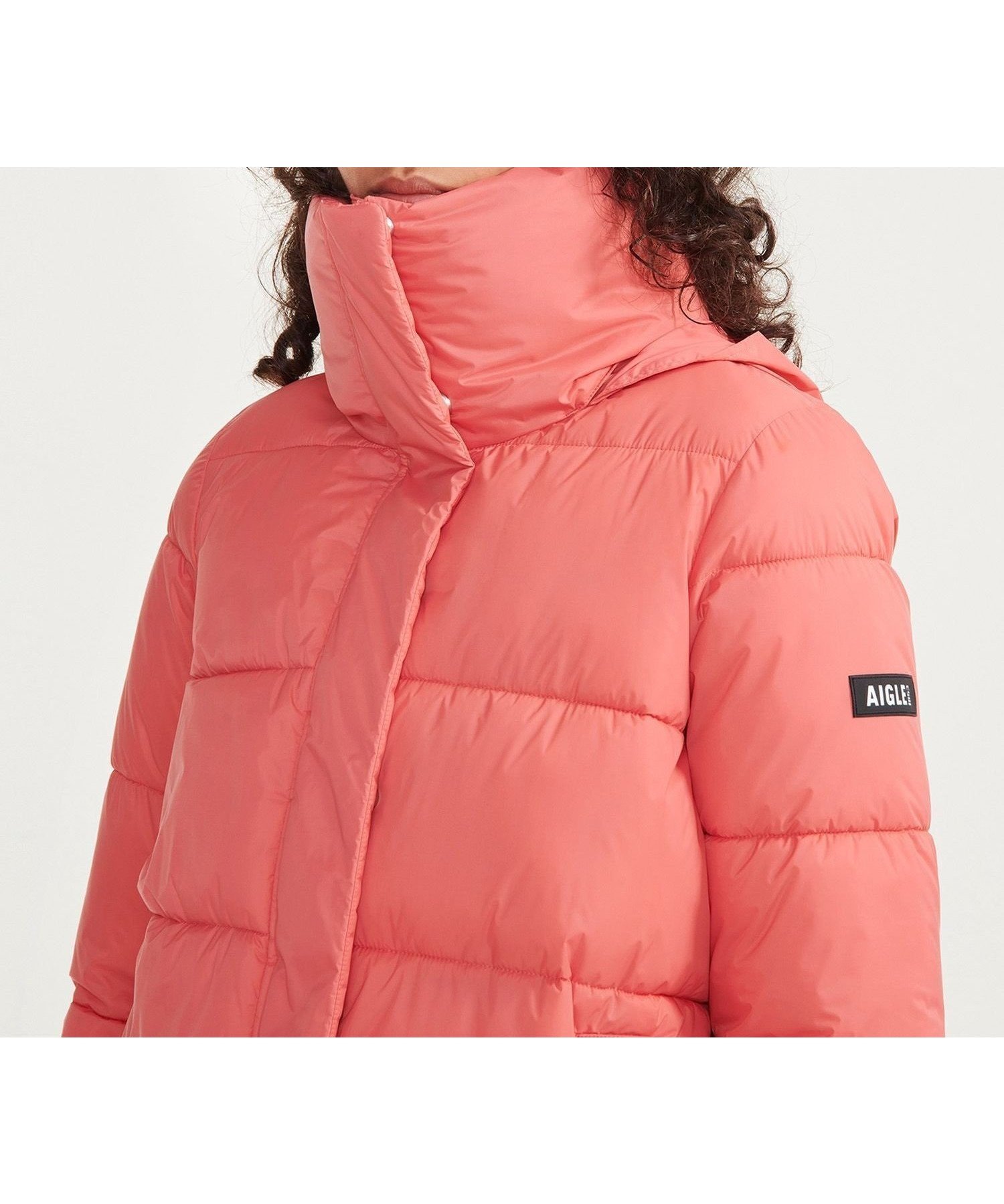 【エーグル/AIGLE】のDUPONT SORONA中綿 撥水 インサレーションフーデッド ボリュームハイネック モンスター ナイロンダウンジャケット インテリア・キッズ・メンズ・レディースファッション・服の通販 founy(ファニー) 　ファッション　Fashion　レディースファッション　Fashion for Women　アウター　Coat / Outerwear Collection　レディースジャケット・軽アウター　Jackets　アウトドア　Outdoor Clothing　シンプル　Simple, Minimal　ジャケット　Jacket, Outerwear　スタンド　Stand Collar, Upright Stand　ハイネック　High Neck, Mock Neck　フィット　Fit, Slim Fit　ブルゾン　Blouson, Bomber Jacket　ポケット　Pocket, Pocket Detail　レギュラー　Regular, Standard Fit　おすすめ　Recommended / Our Picks　ビジネス 仕事 通勤　Business / Work / Commuting　ピンク|ID: prp329100004650221 ipo3291000000033827719