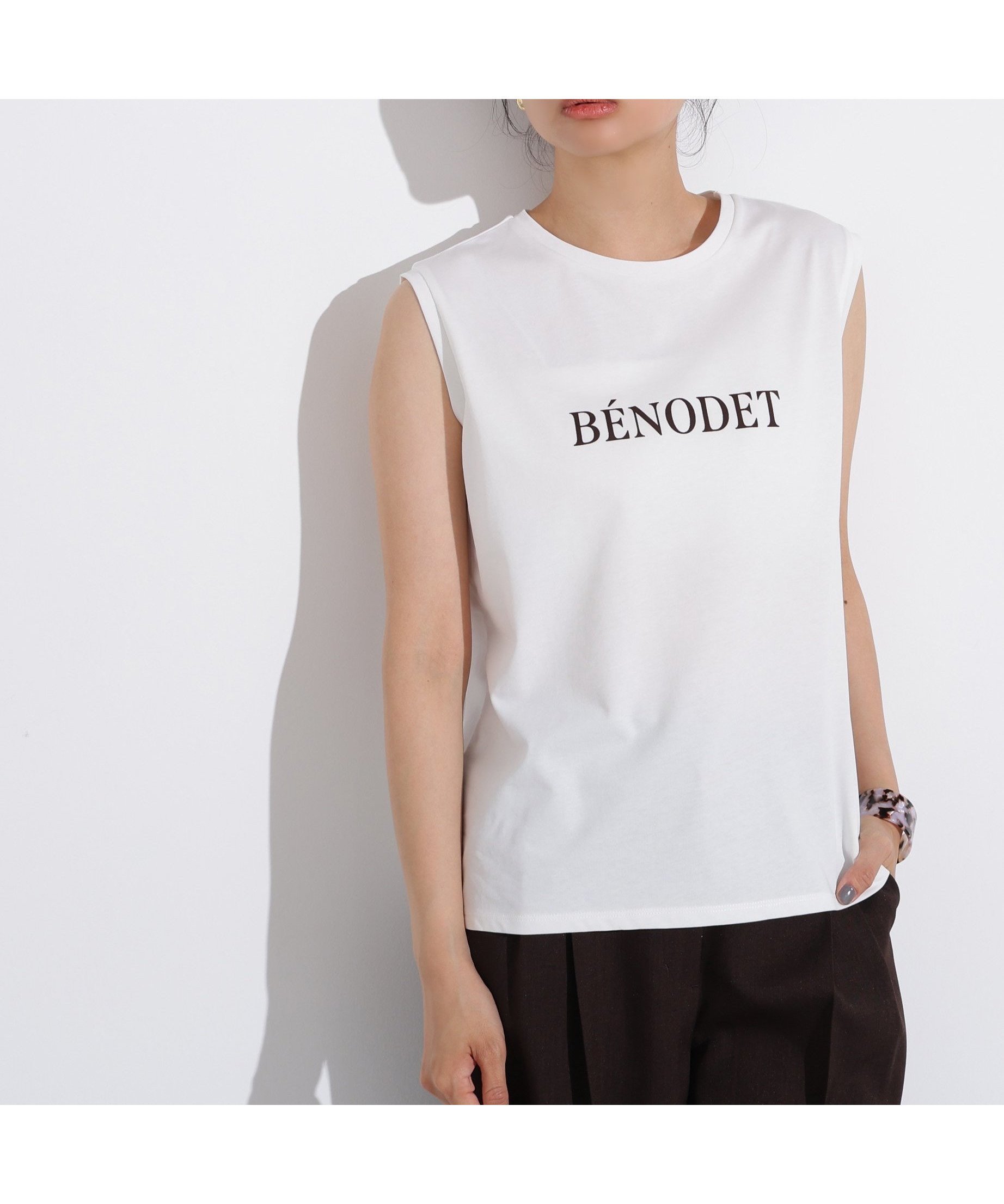【エヌ ナチュラルビューティーベーシック/N.Natural Beauty basic】のフロッキープリントノースリーブTシャツ インテリア・キッズ・メンズ・レディースファッション・服の通販 founy(ファニー) 　ファッション　Fashion　レディースファッション　Fashion for Women　トップス・カットソー　Cut & Sew Tops　キャミソール&ノースリーブ　Camisoles & Sleeveless Tops　シャツ・ブラウス・オフィスカジュアル　Elegant Blouses & Button-Ups　ロングTシャツ・Tシャツ　Longline T-Shirts & Tees　カーディガン　Cardigan, Knitwear　ジャケット　Jacket, Outerwear　ノースリーブ　Sleeveless, No-Sleeve　ベーシック　Basic, Essential　オフ1|ID: prp329100004650247 ipo3291000000033594230